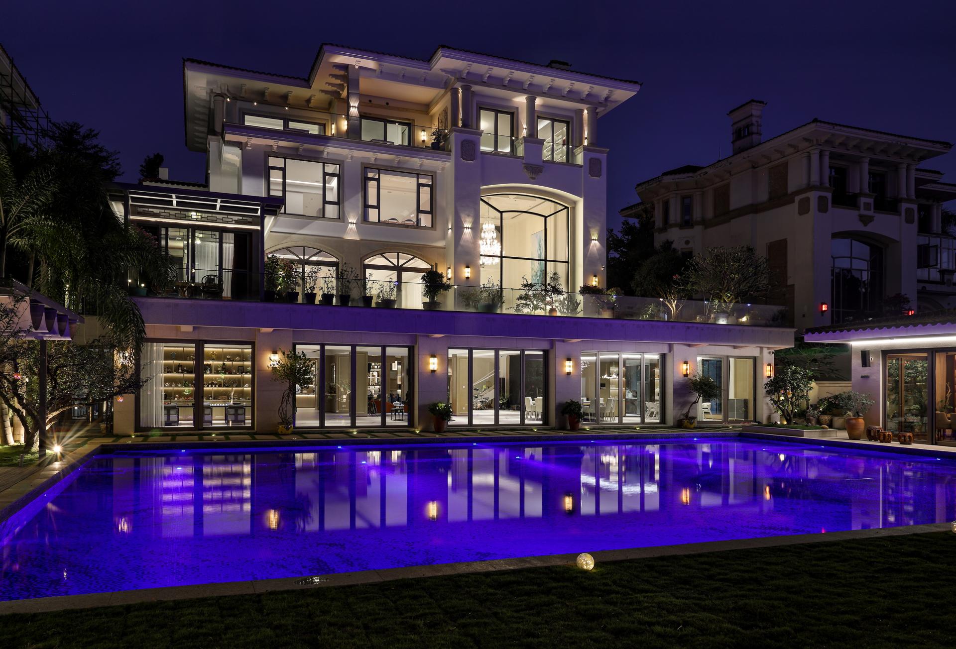 London Design Awards Winner - Shenzhen Guanlan Golf Detached Villa