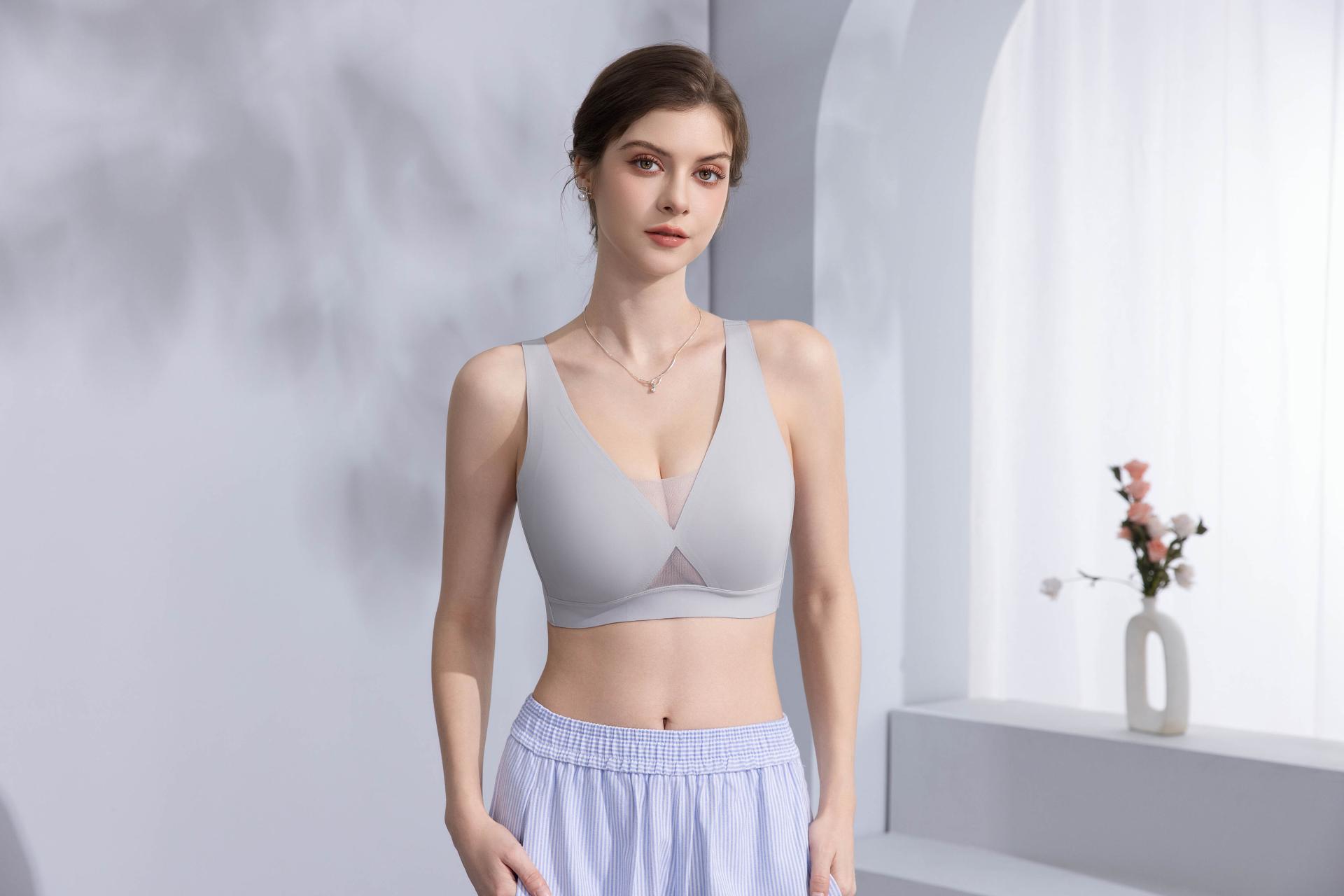 London Design Awards Winner - Shadow Sculpt Bra