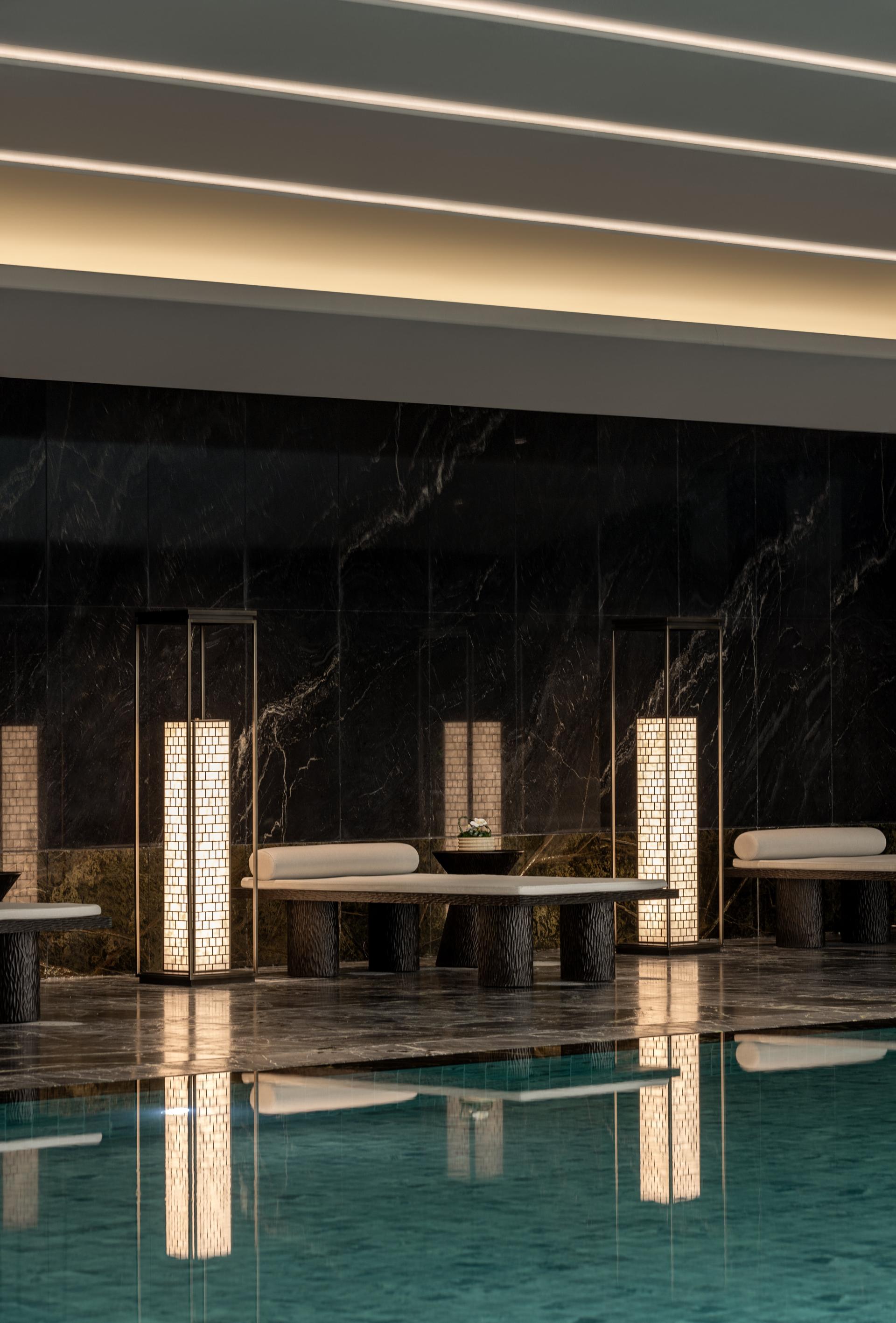 London Design Awards Winner - Nanjing Zhonghai Jiangnan Jiuxu Club