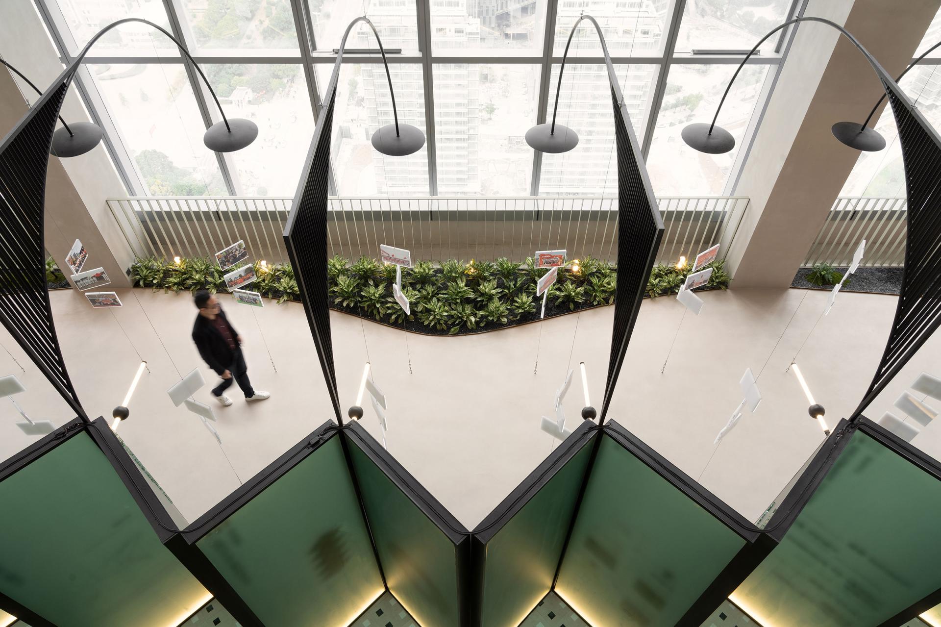 London Design Awards Winner - Tengda Center Roof Garden