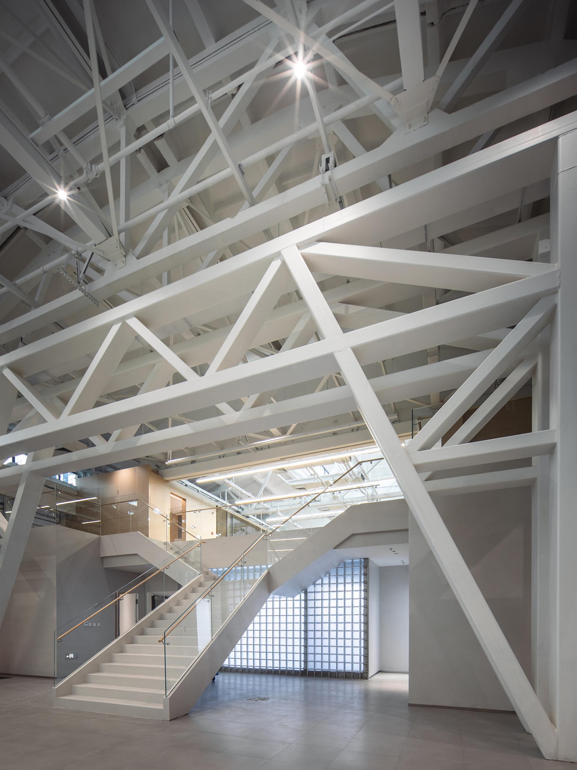 London Design Awards Winner - Beijing Satellite Factory1#Renovation HYGEA Office