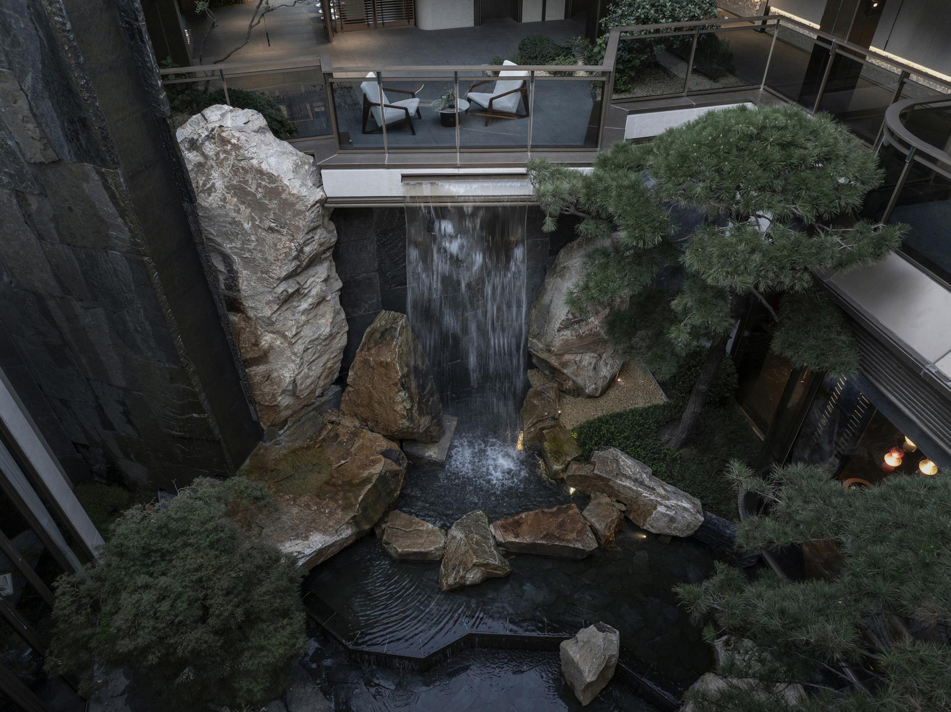 London Design Awards Winner - GARDEN OF EDEN