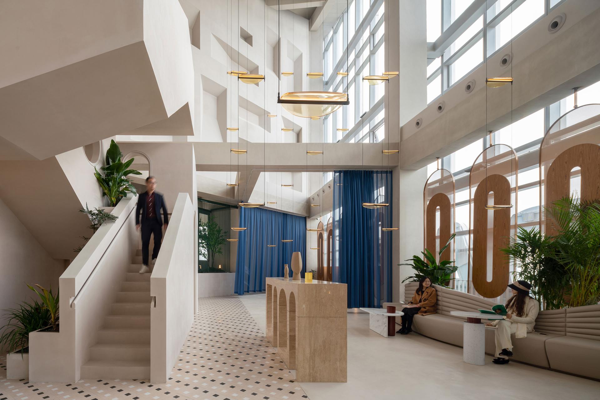 London Design Awards Winner - Tengda Center Roof Garden