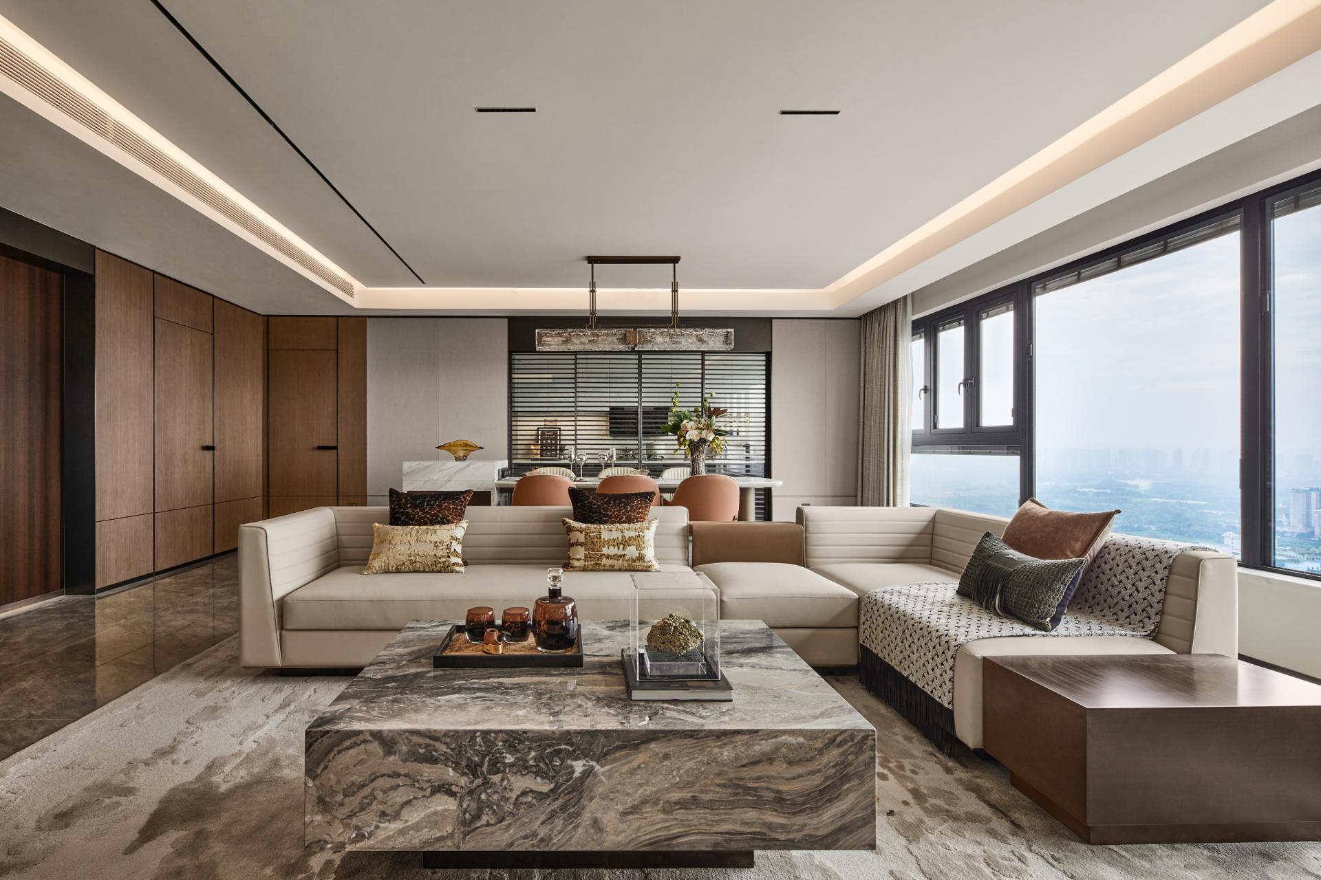 London Design Awards Winner - FULLHILL INTERNATIONAL
