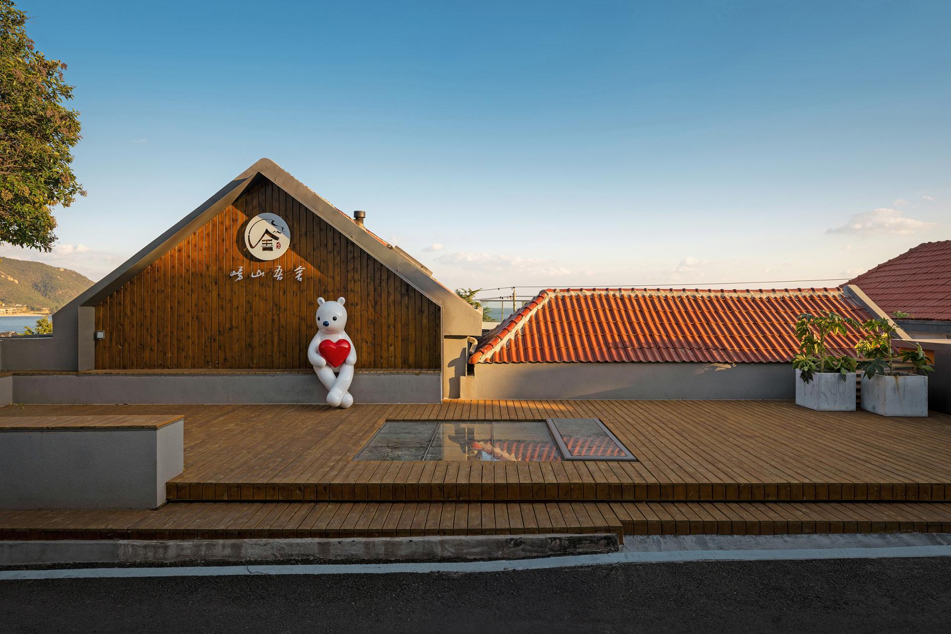 London Design Awards Winner - Nine-Square Room