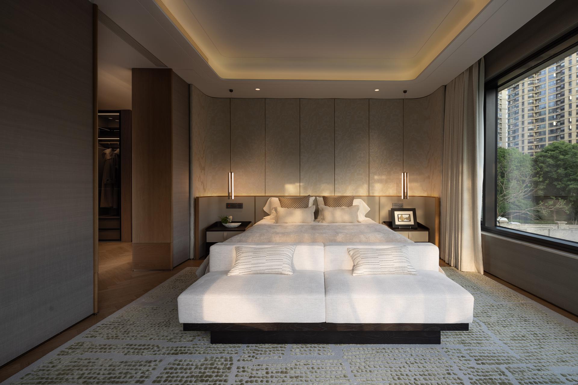 London Design Awards Winner - HERMIT MANSION 235 SAMPLE ROOM