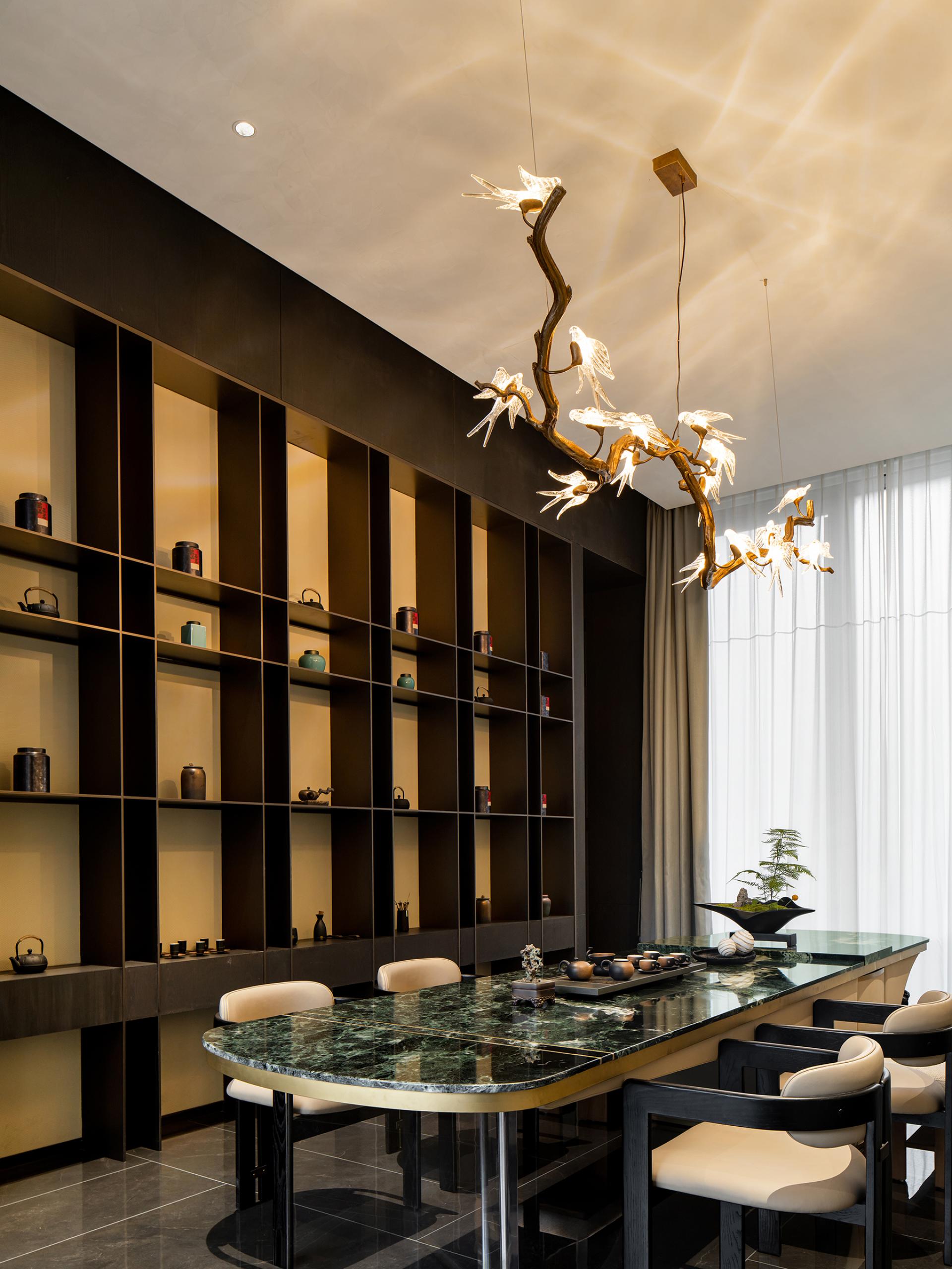 London Design Awards Winner - PHOENIX CLUB