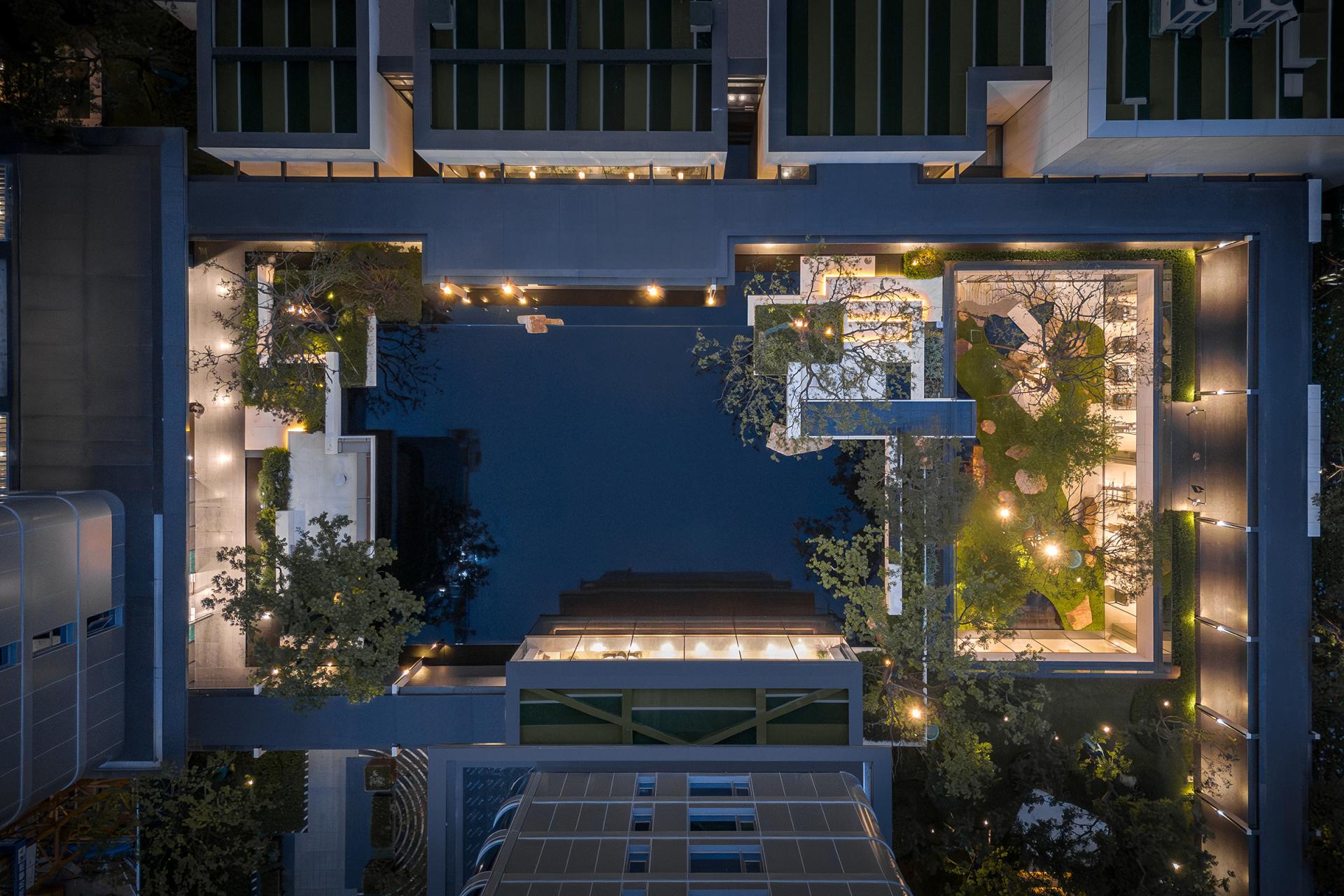 London Design Awards Winner -  XIANG JIANG JINMAO PLACE