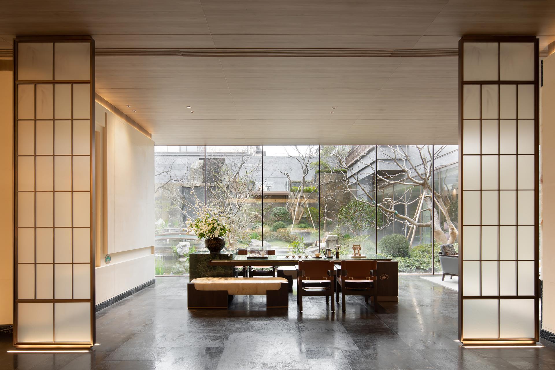 London Design Awards Winner - Tonglu Hills Villa