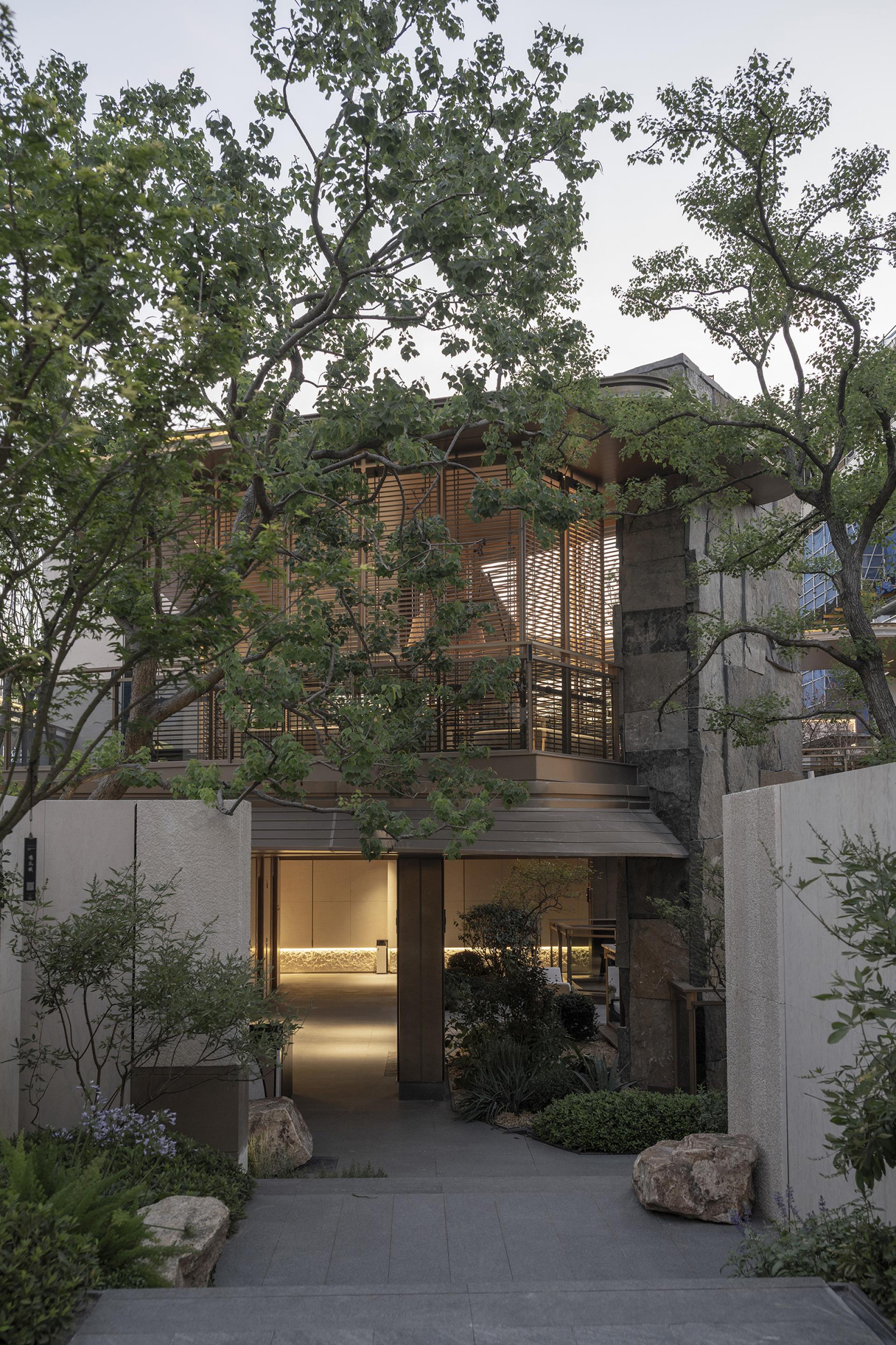 London Design Awards Winner - GARDEN OF EDEN