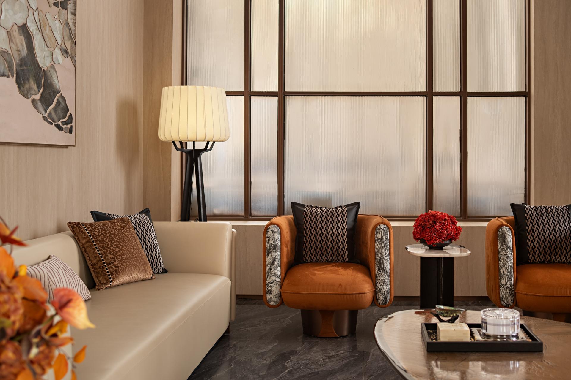 London Design Awards Winner - YUEXIU PHASE II EXHIBITION AREA OF Z-MANSION