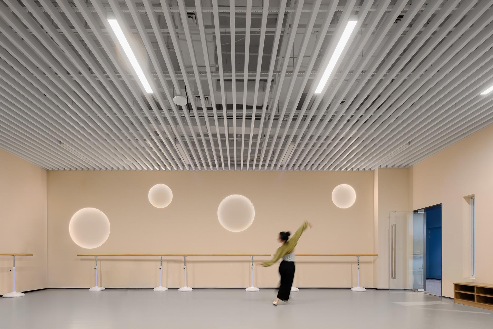 London Design Awards Winner - Longhua Cultural Sports Center