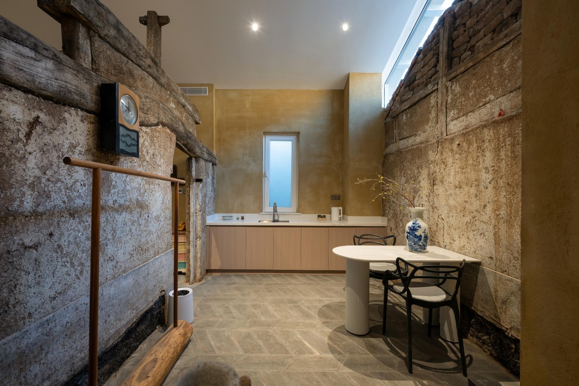 London Design Awards Winner - Nostalgic Courtyard