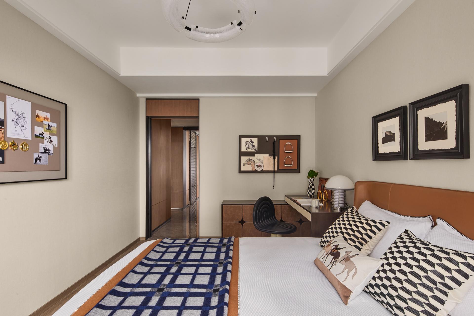 London Design Awards Winner - FULLHILL INTERNATIONAL