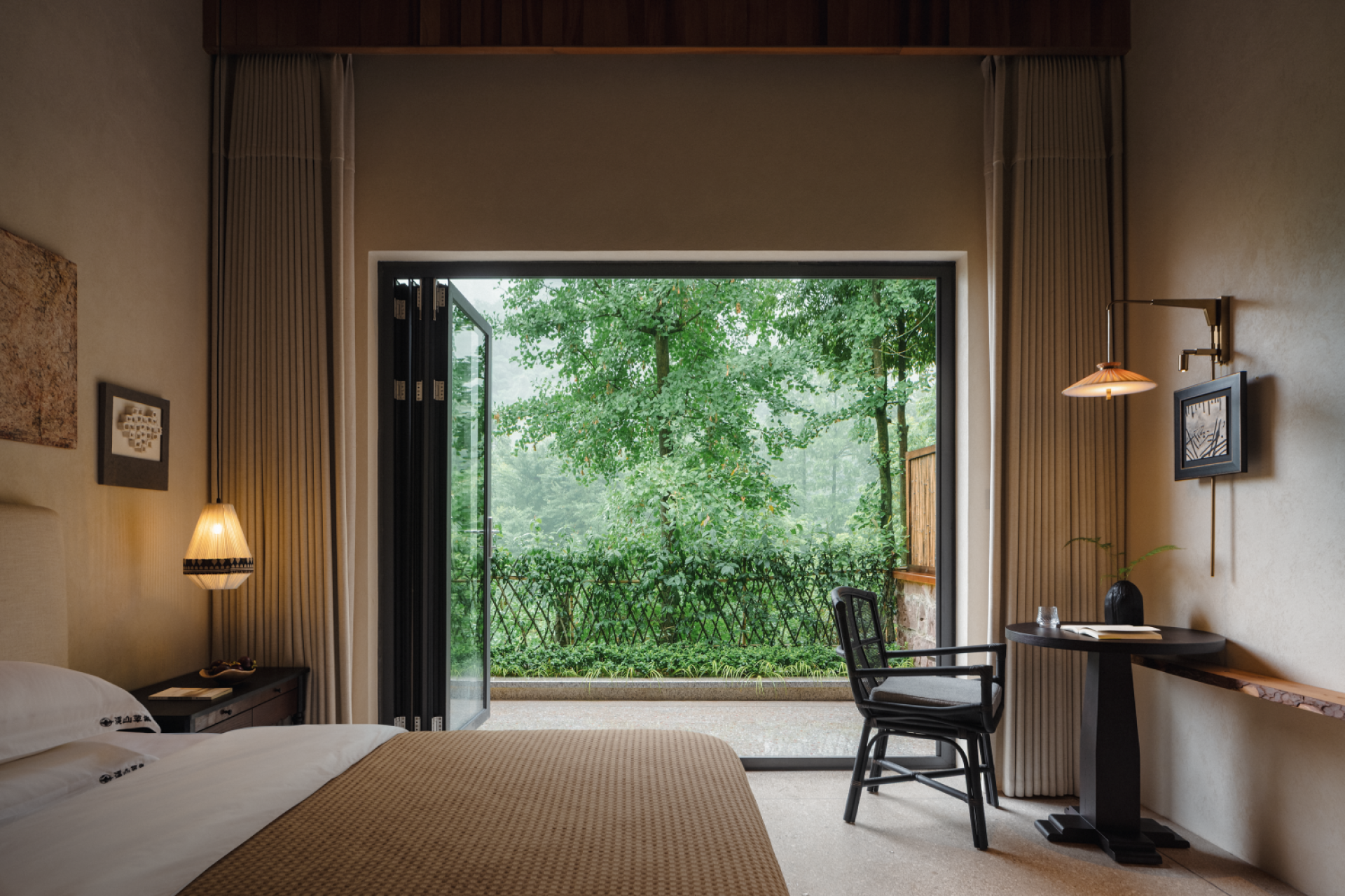 London Design Awards Winner - “Xishancaoji ”Guesthouse Design
