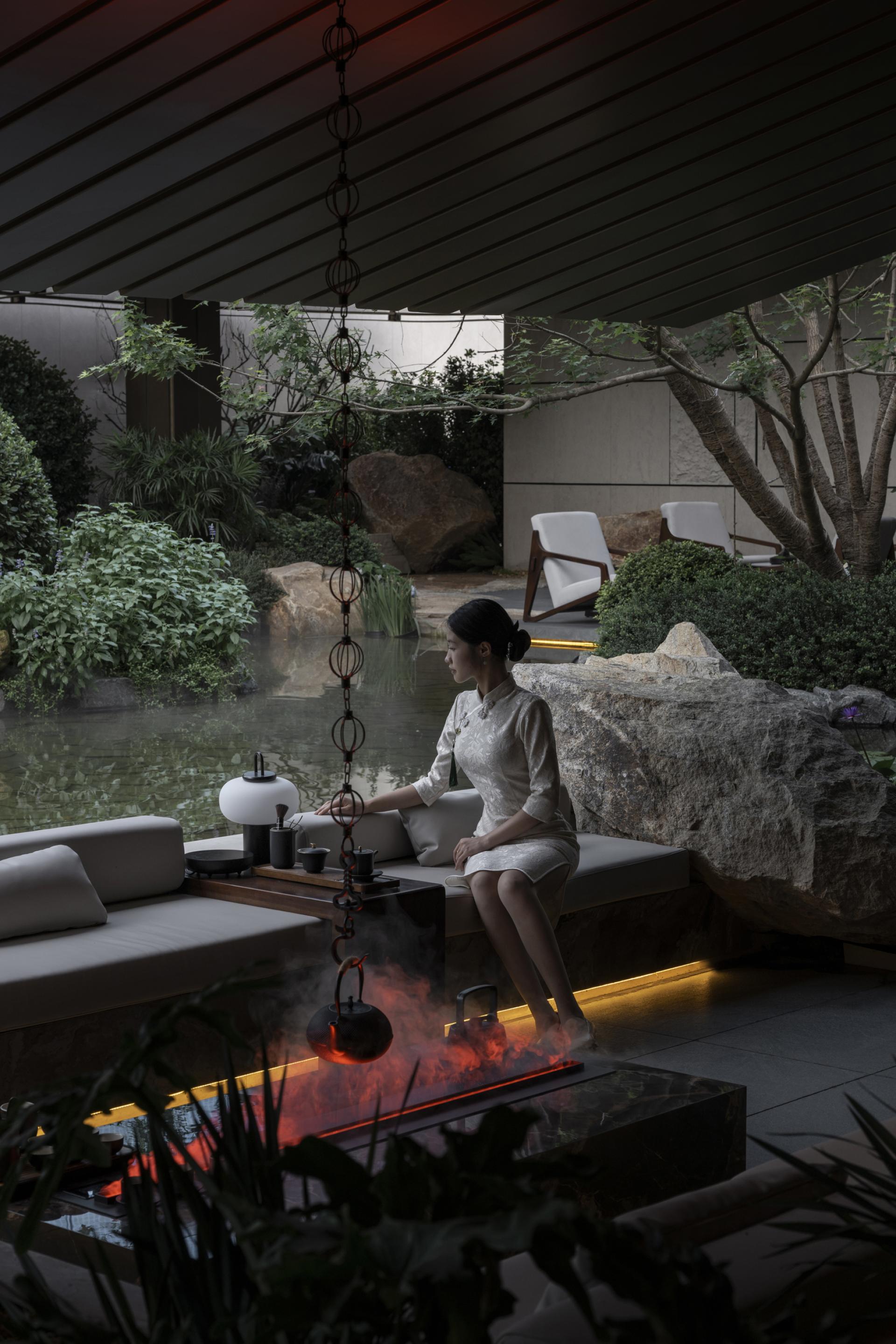 London Design Awards Winner - GARDEN OF EDEN
