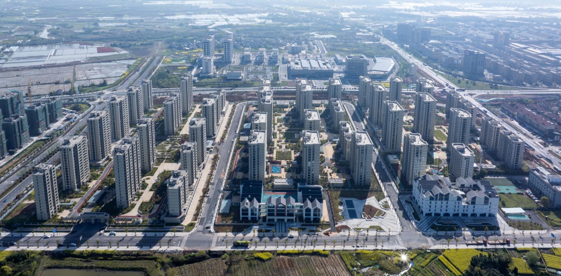 London Design Awards Winner - Longyou Wen Cheng Housing Proj: Neighbor Ctr & Kdgtn