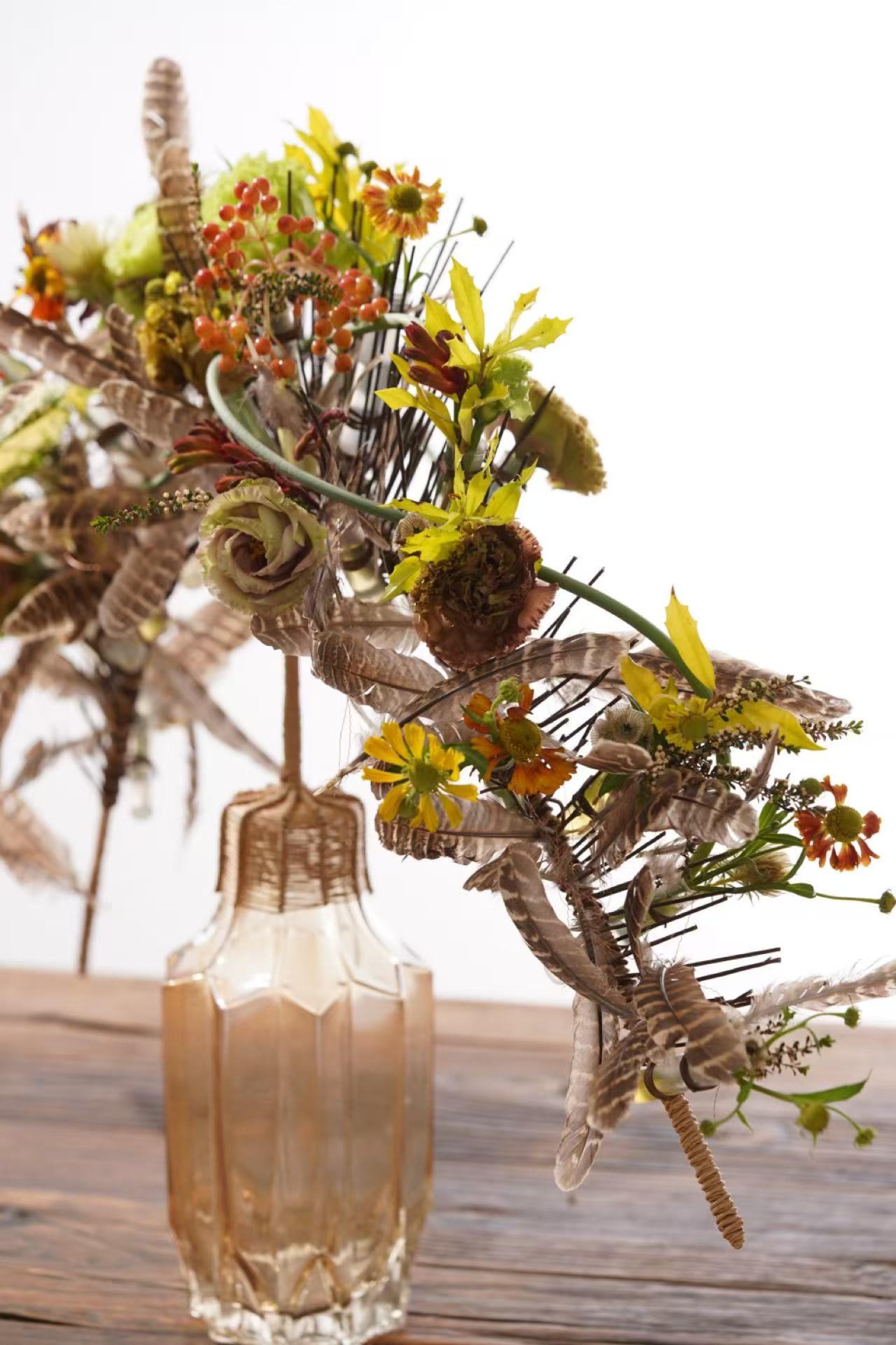 London Design Awards Winner - Autumn-Themed Decorative Lantern