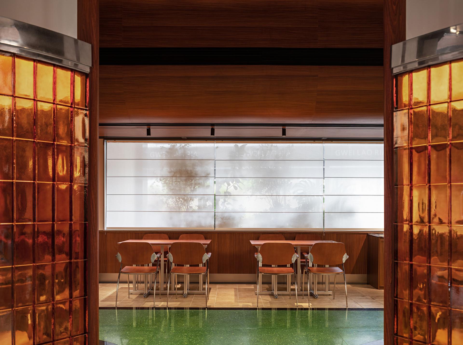 London Design Awards Winner - Gwei Lao Ria Dai Pai Dong