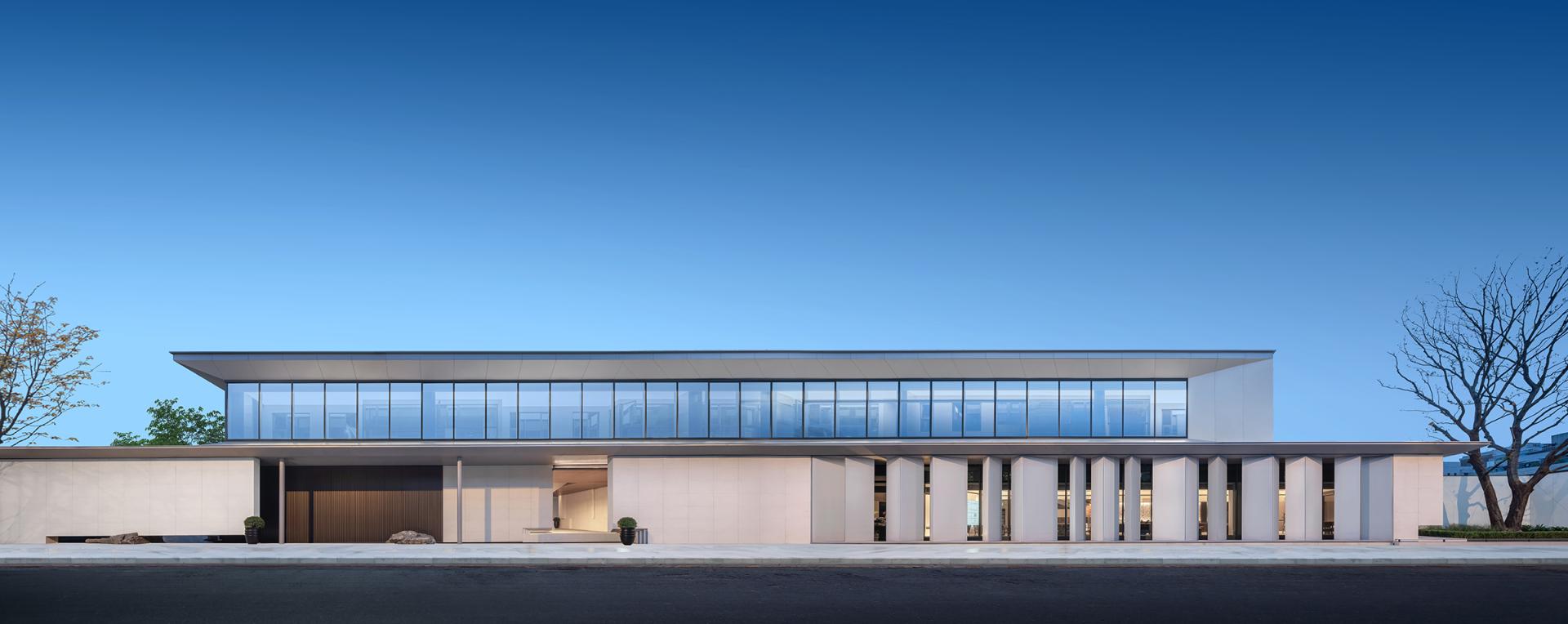 London Design Awards Winner - GRACE MING Marketing Center