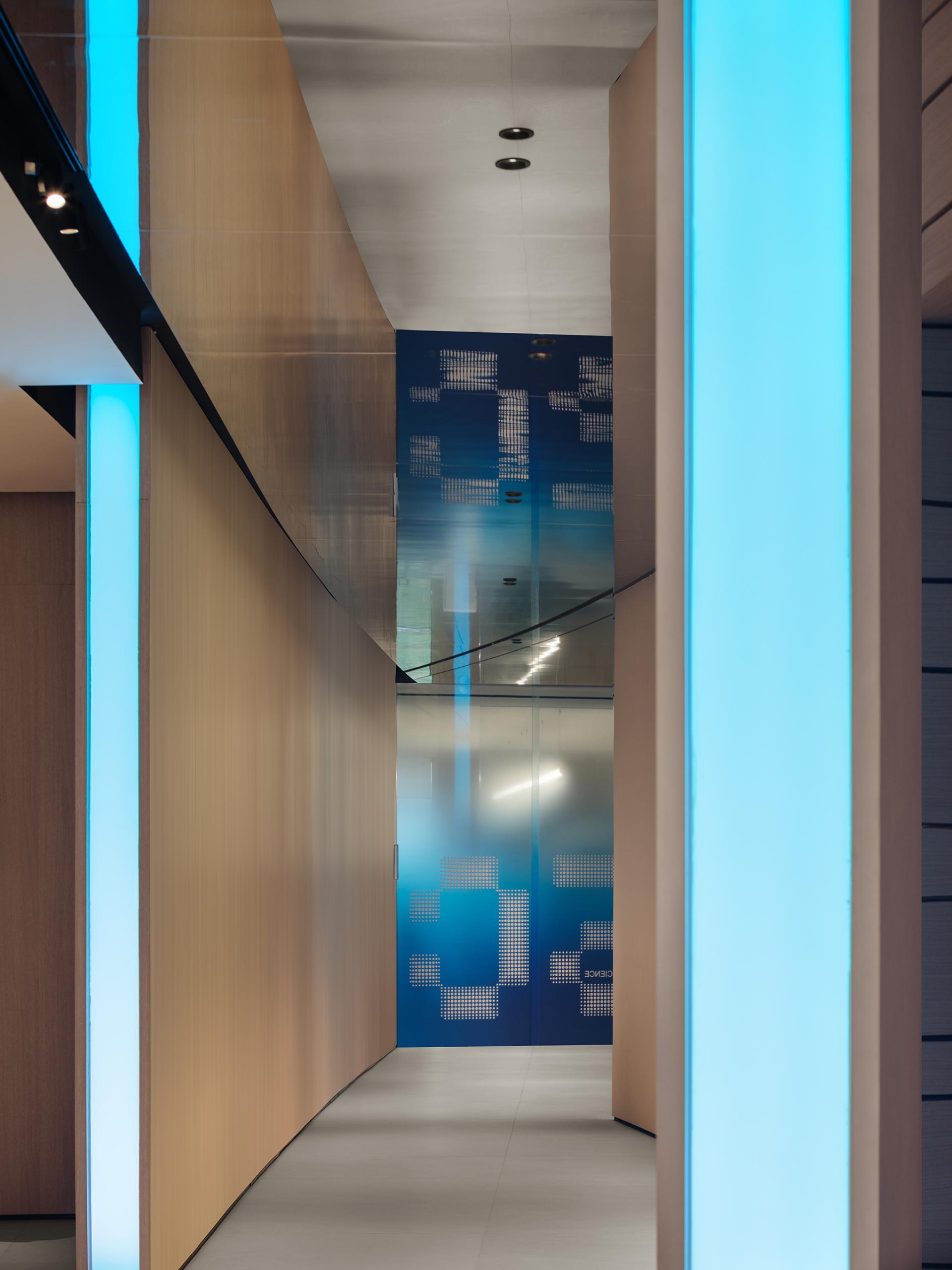 London Design Awards Winner - United Life Science Office