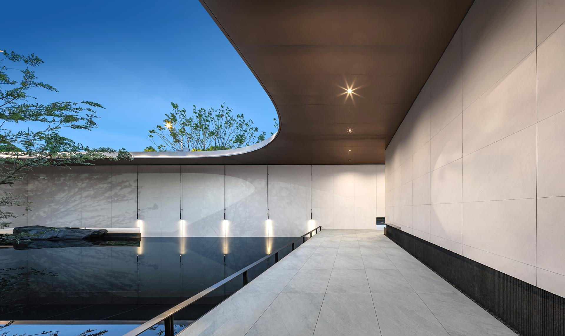 London Design Awards Winner - GRACE MING Marketing Center