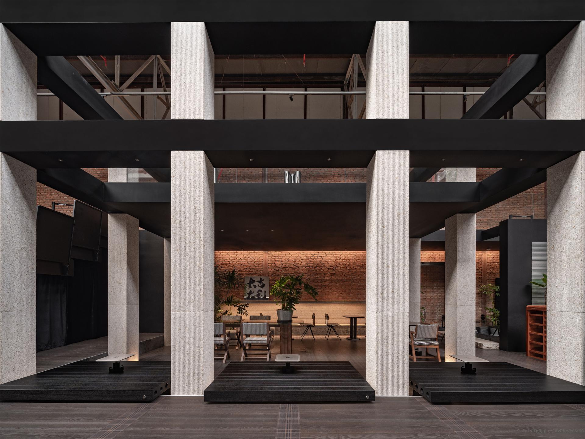 London Design Awards Winner - TOMOSOON CAFE