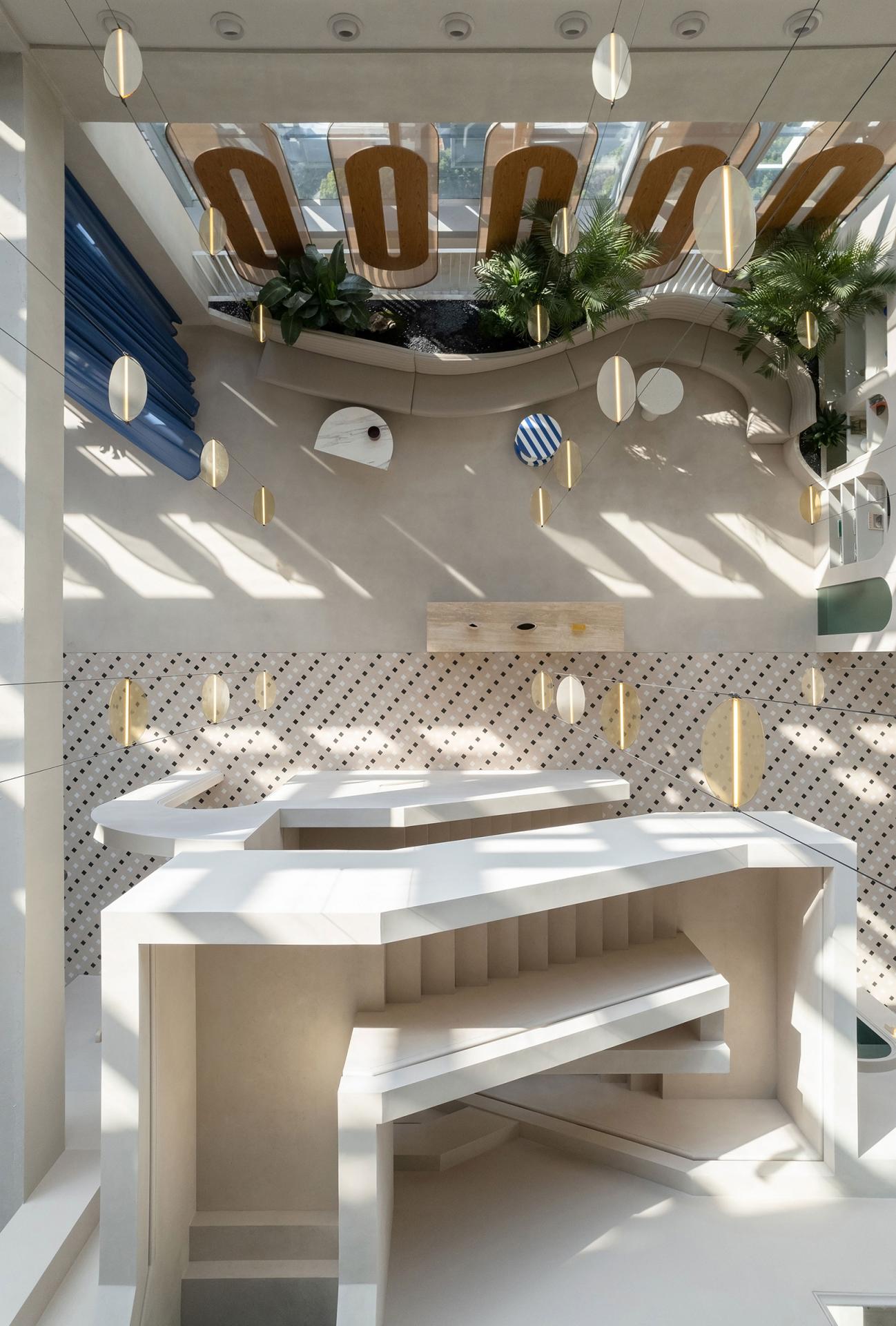 London Design Awards Winner - Tengda Center Roof Garden