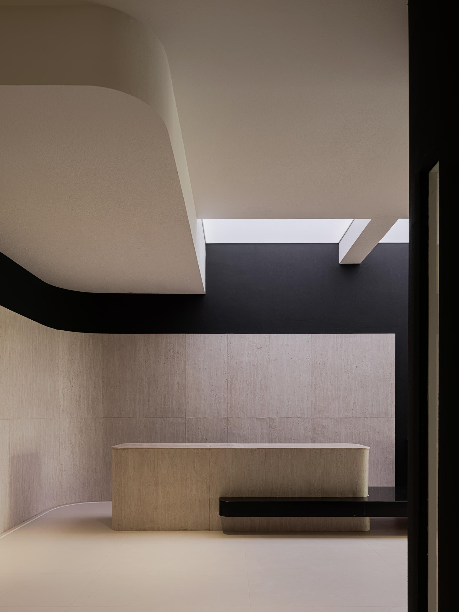 London Design Awards Winner - LD Plastic Surgery Center