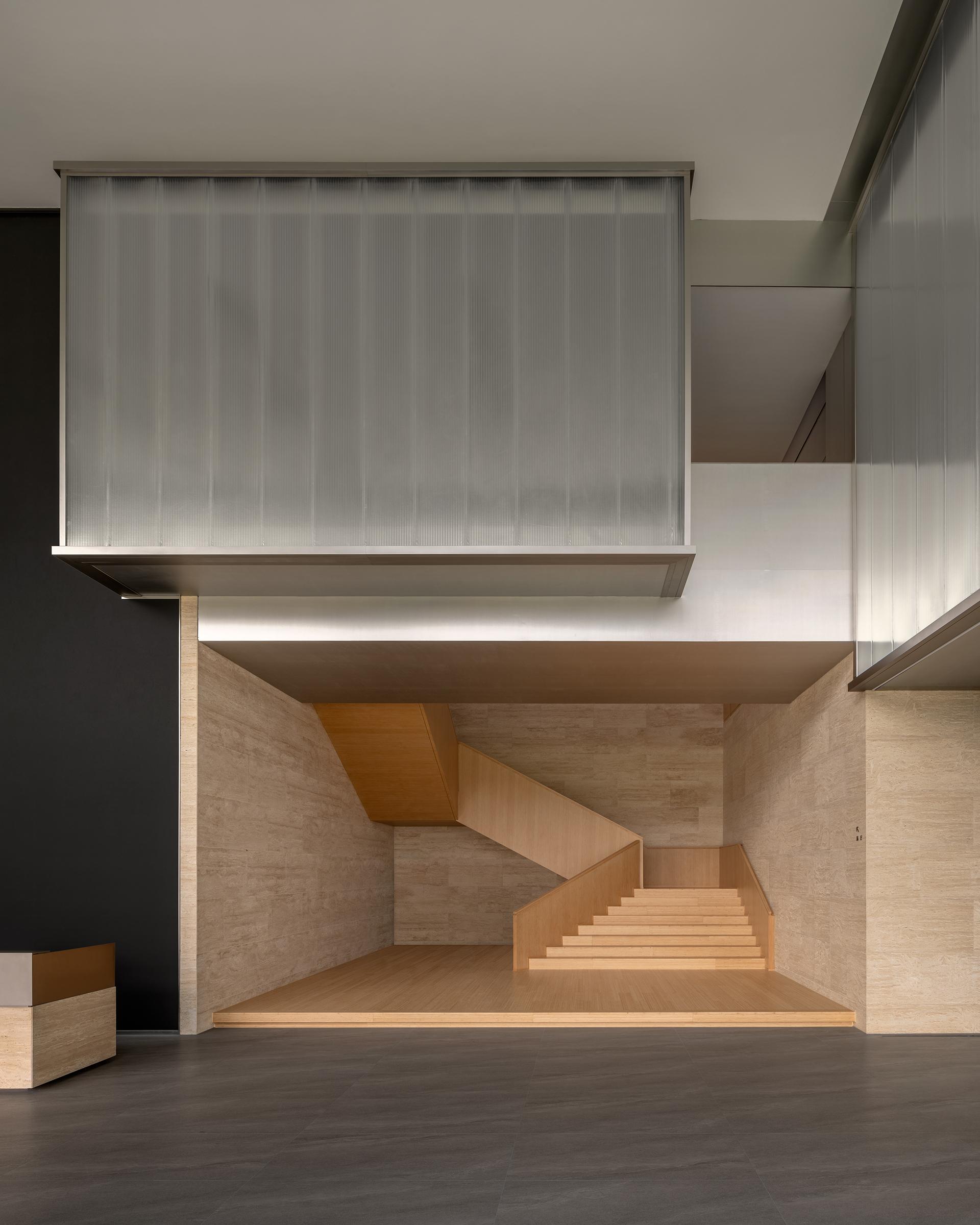 London Design Awards Winner - Hyperchain HQ Lobby & Showroom