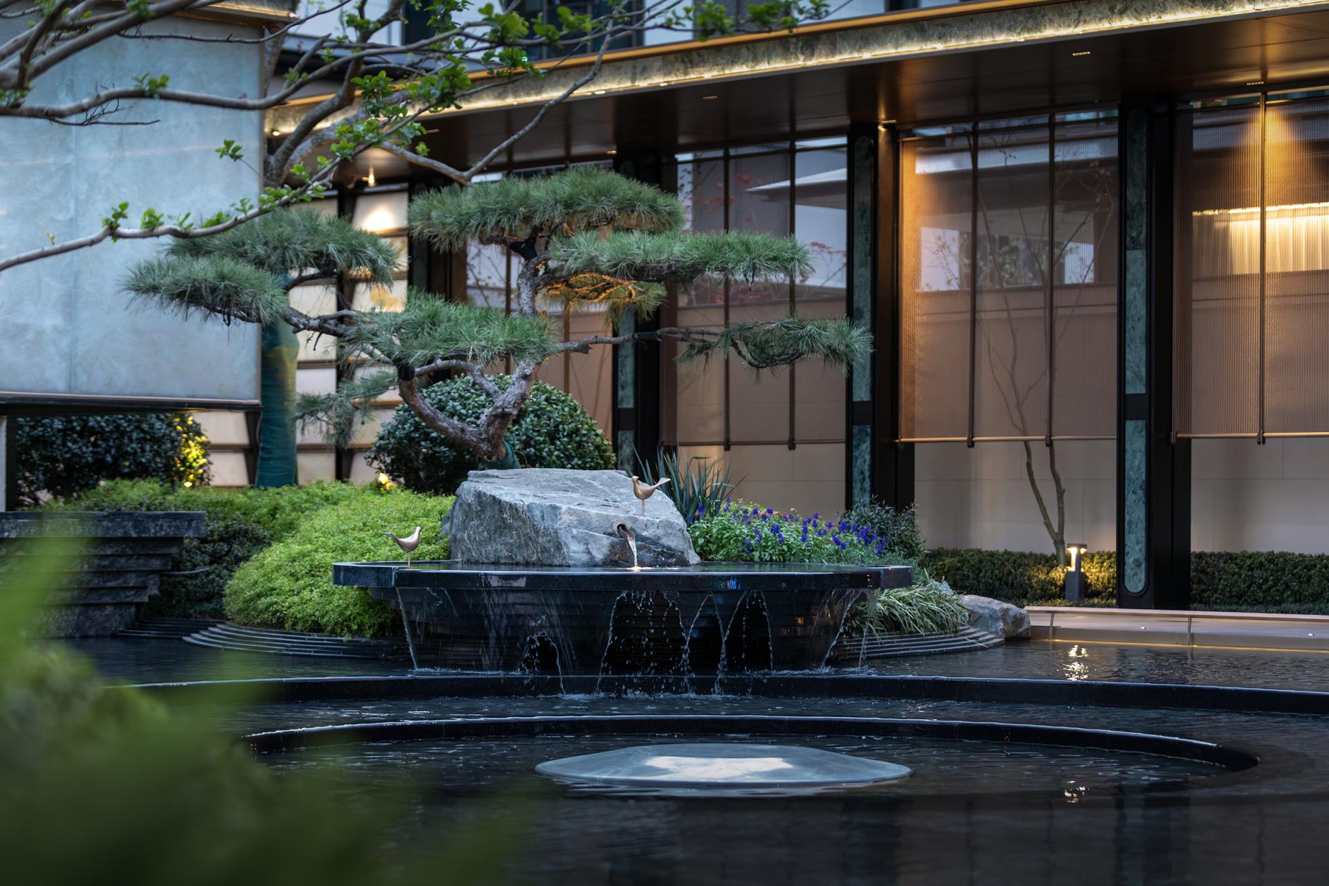 London Design Awards Winner - Landscape Design of Greentown Jiaxing Phoenix Villa