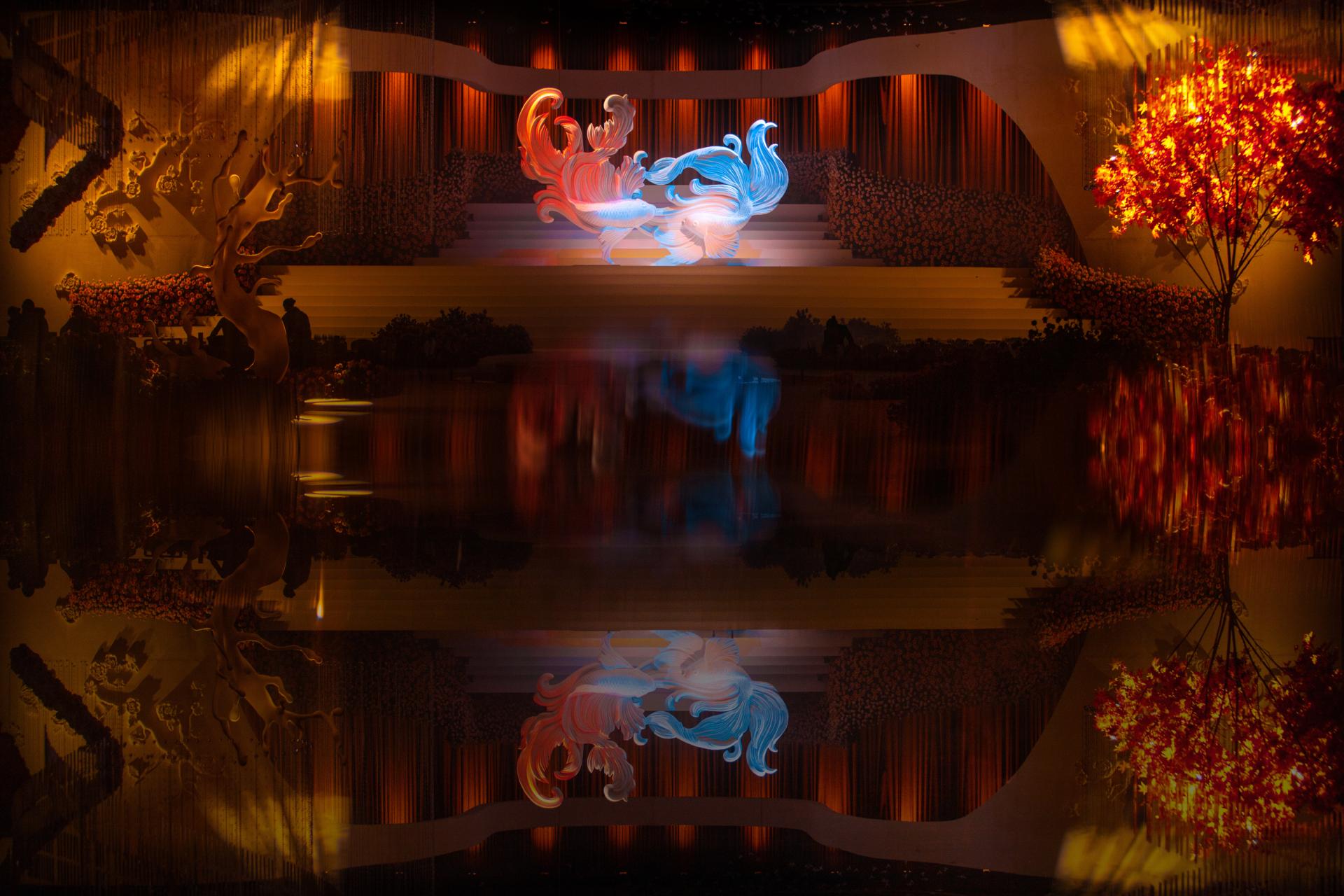 London Design Awards Winner - Floating Radiance