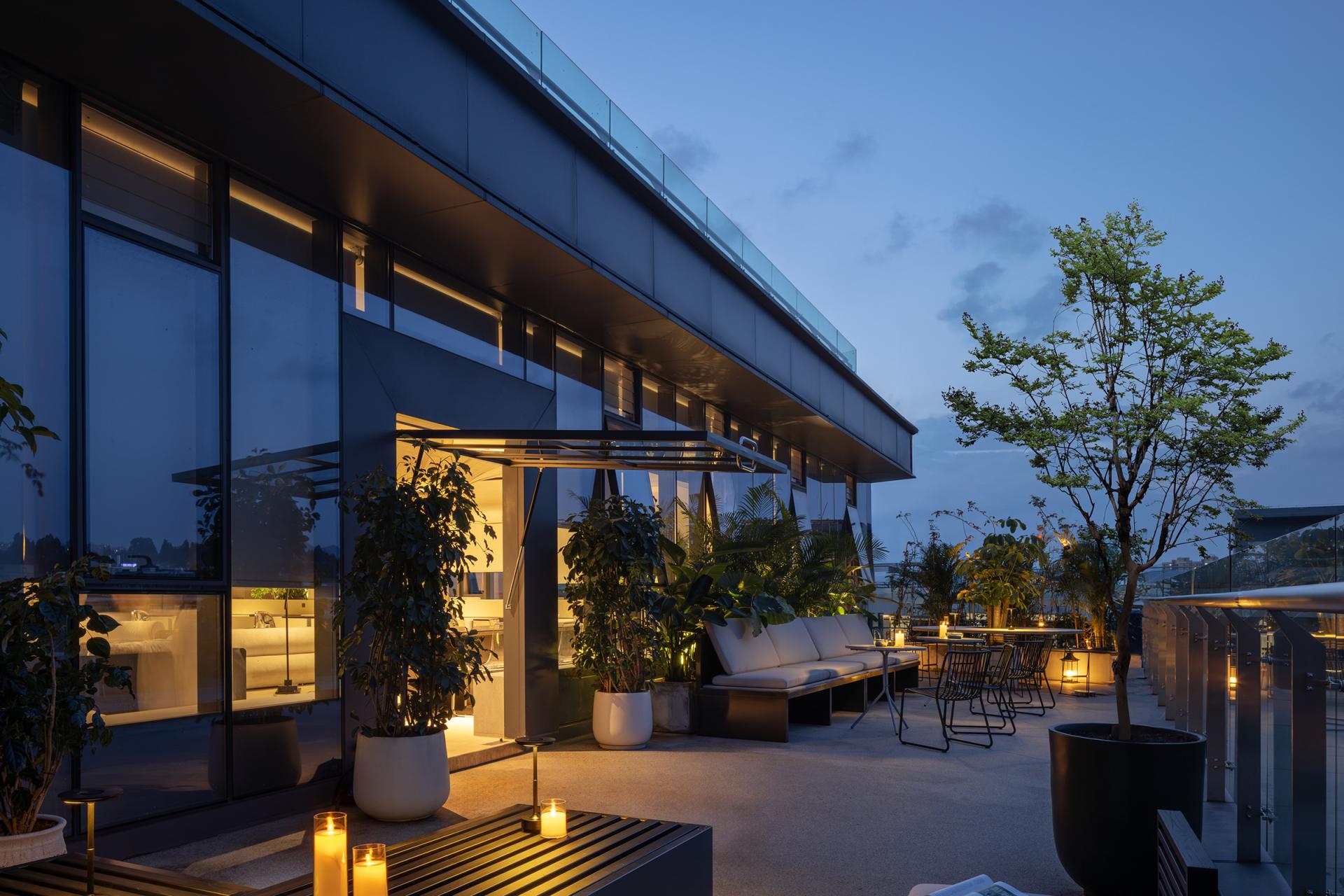 London Design Awards Winner - DianYiTong Corporate Headquarters