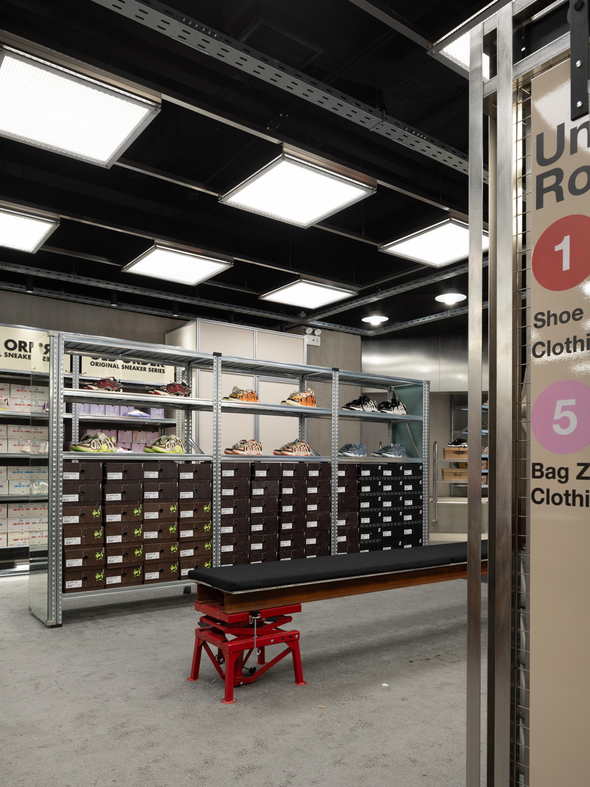 London Design Awards Winner - Shanghai OLD ORDER Streetwear Collection Store