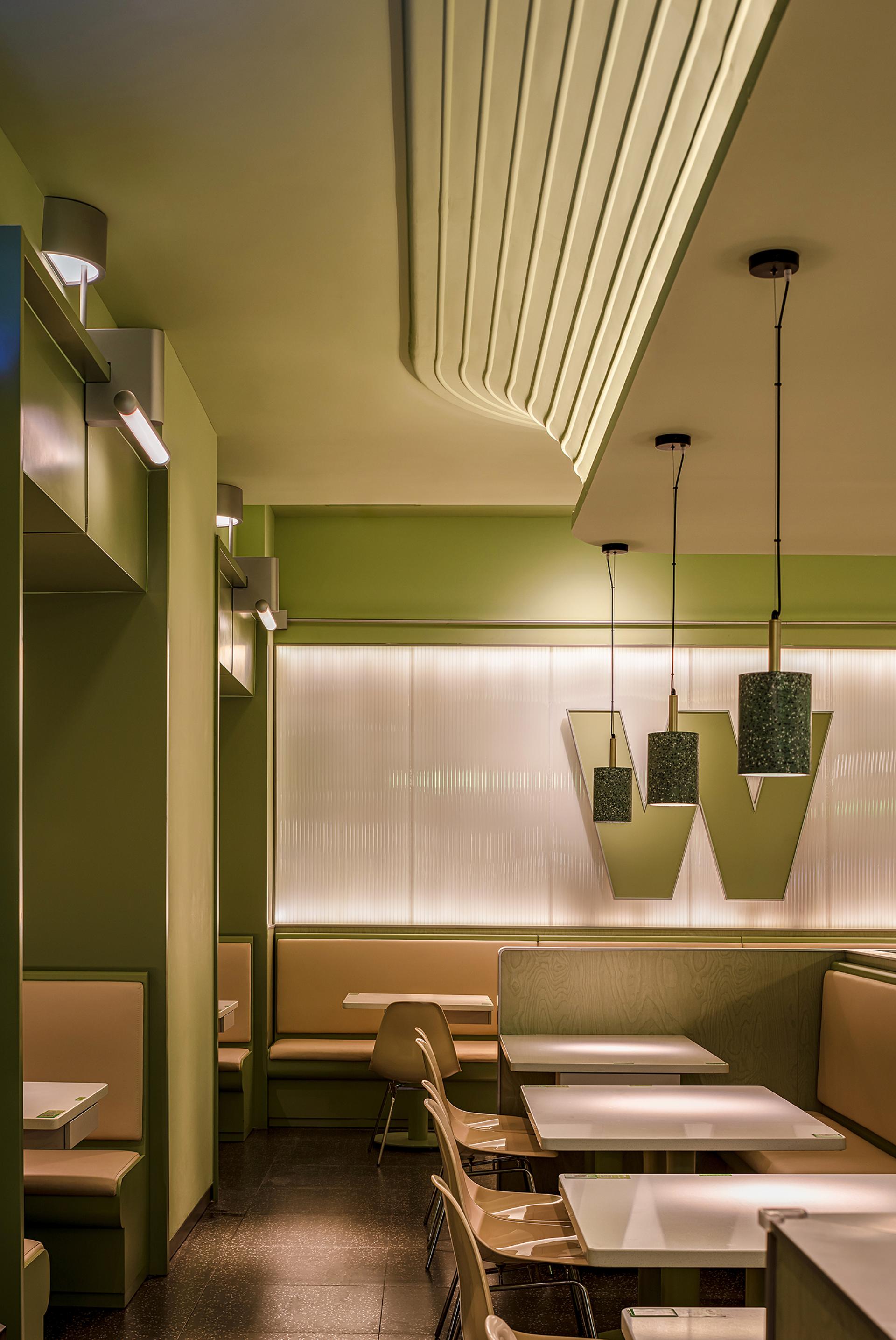 London Design Awards Winner - Wow Charcoal Grilled Bullfrog