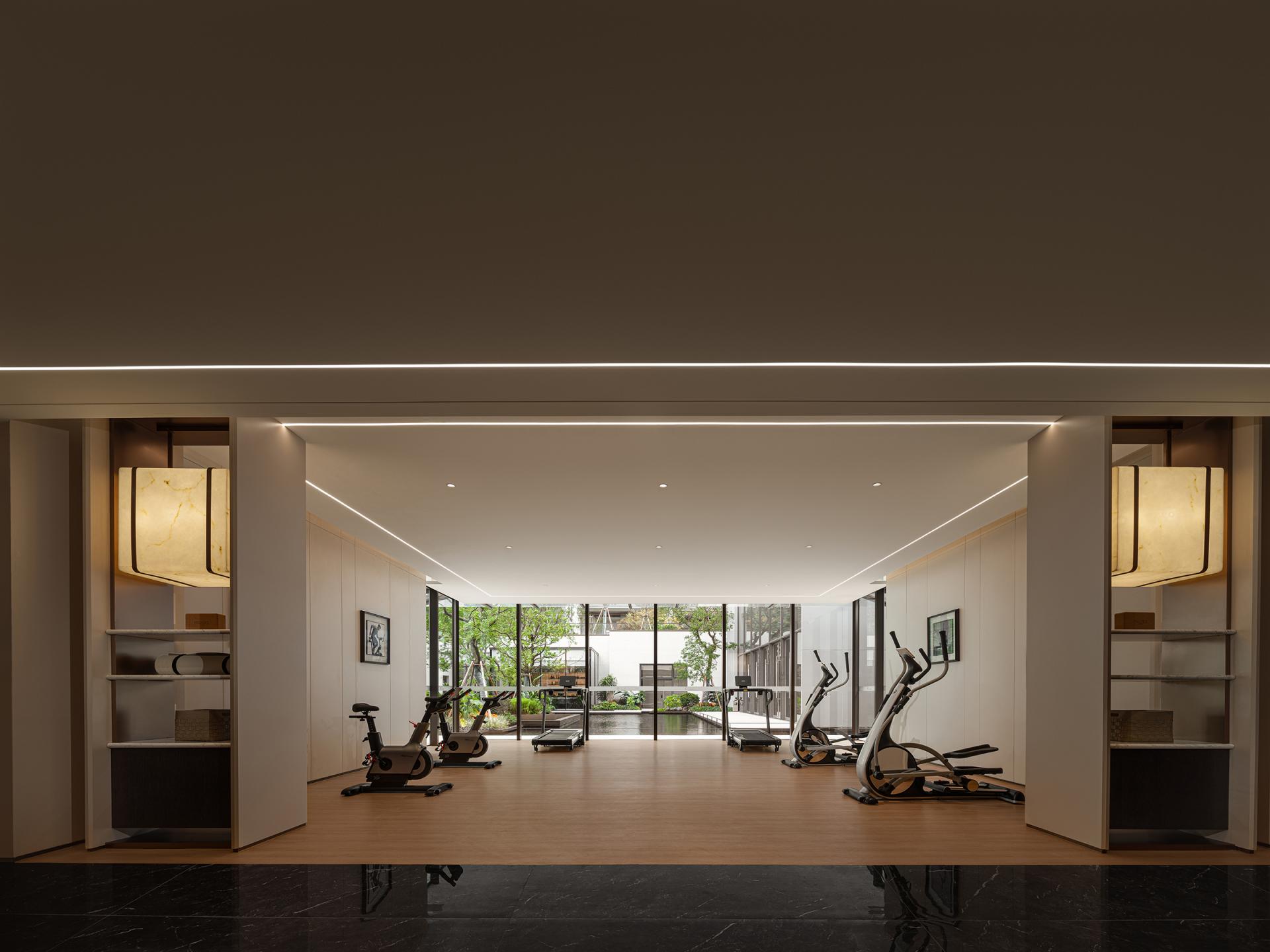 London Design Awards Winner - BLUE COAST