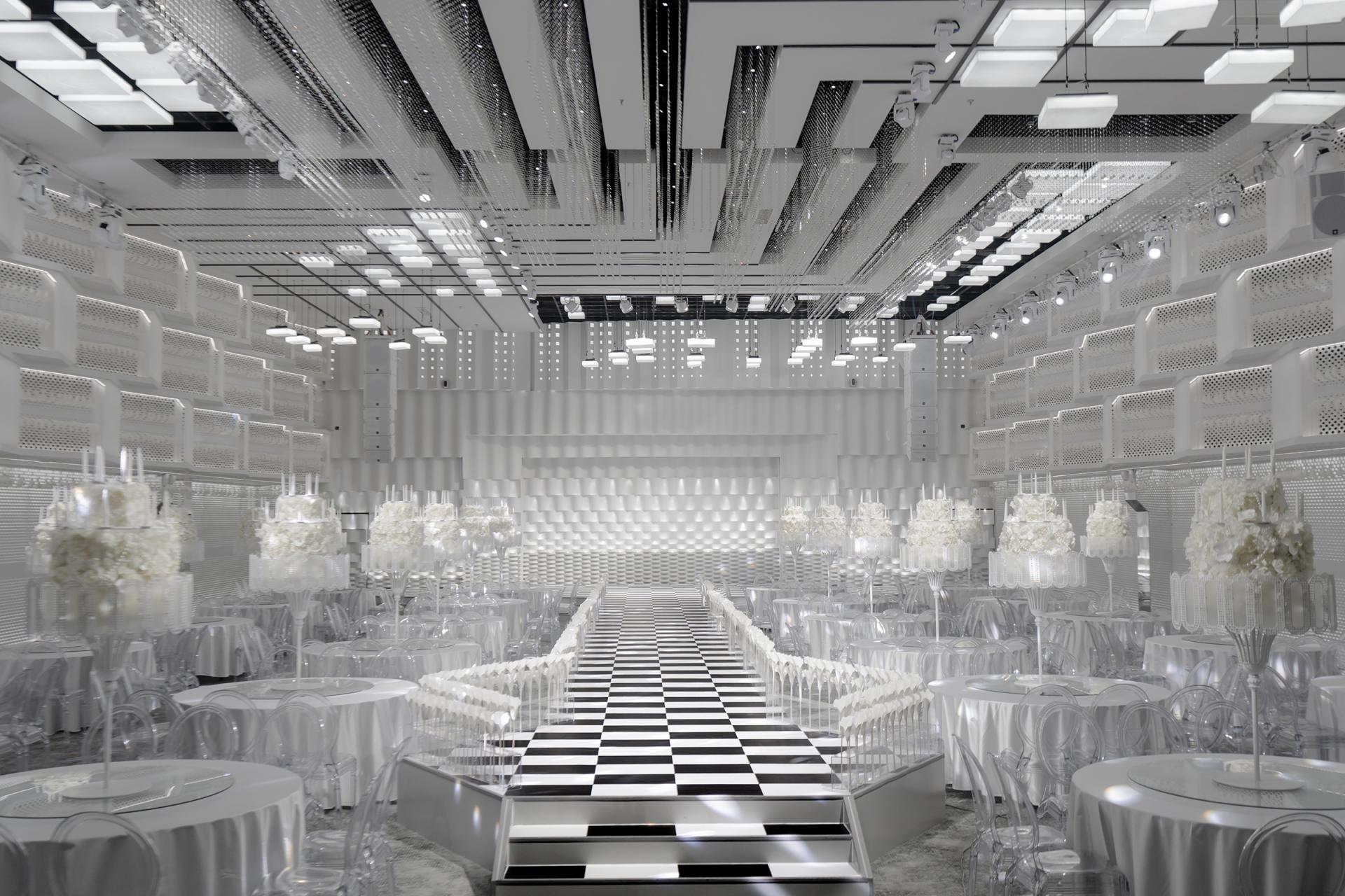 London Design Awards Winner - The Style of Louis Vuitton