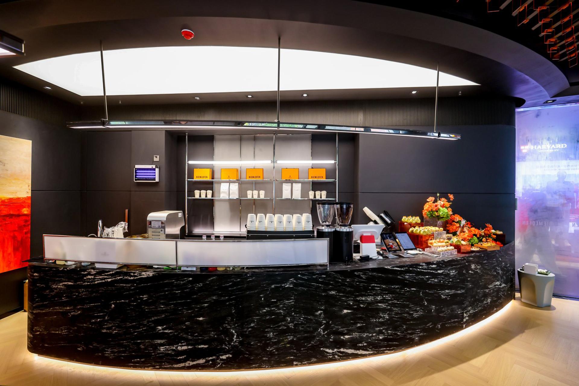 London Design Awards Winner - BIEMLOFEN Global Pioneer Flagship Store