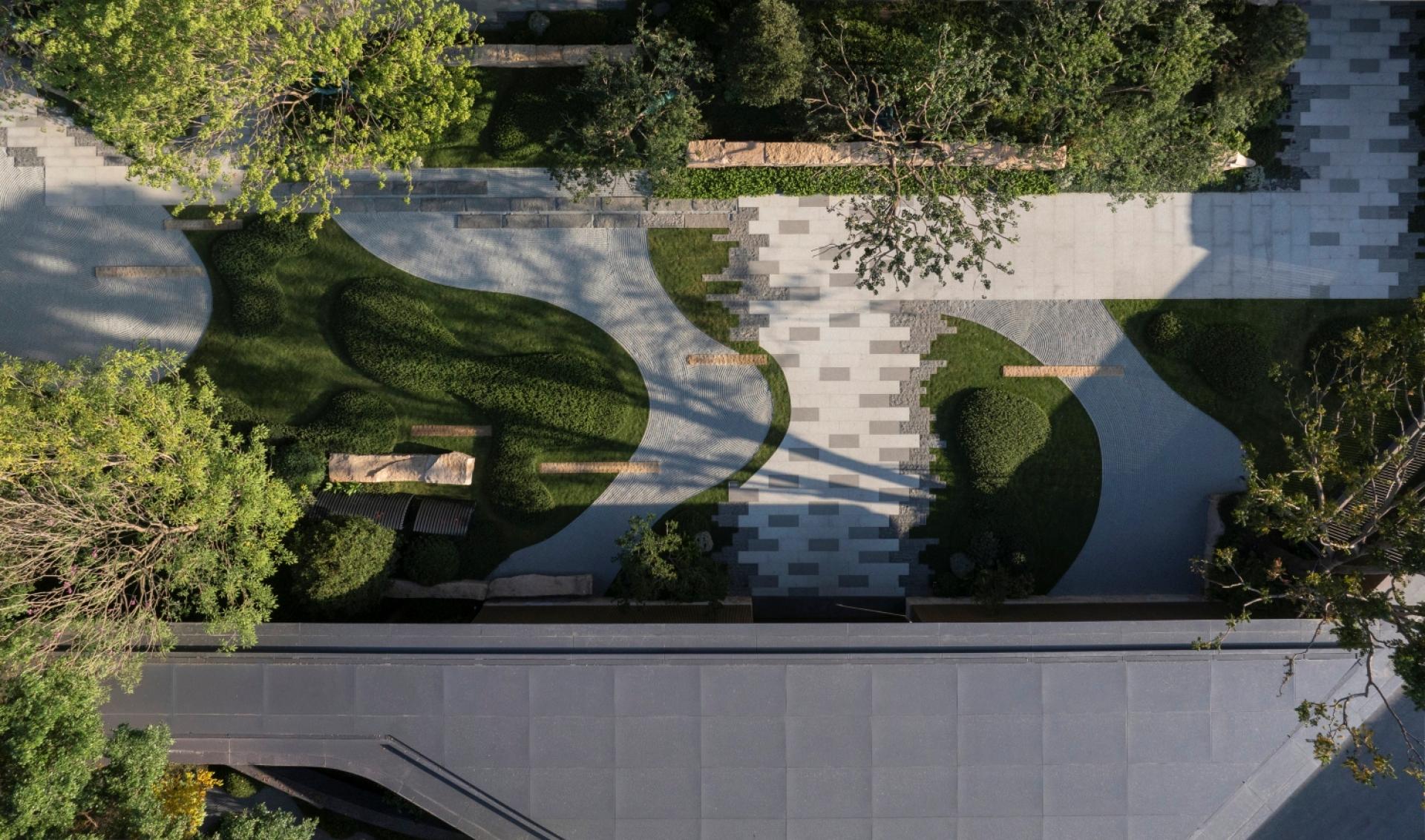 London Design Awards Winner - THE APEX