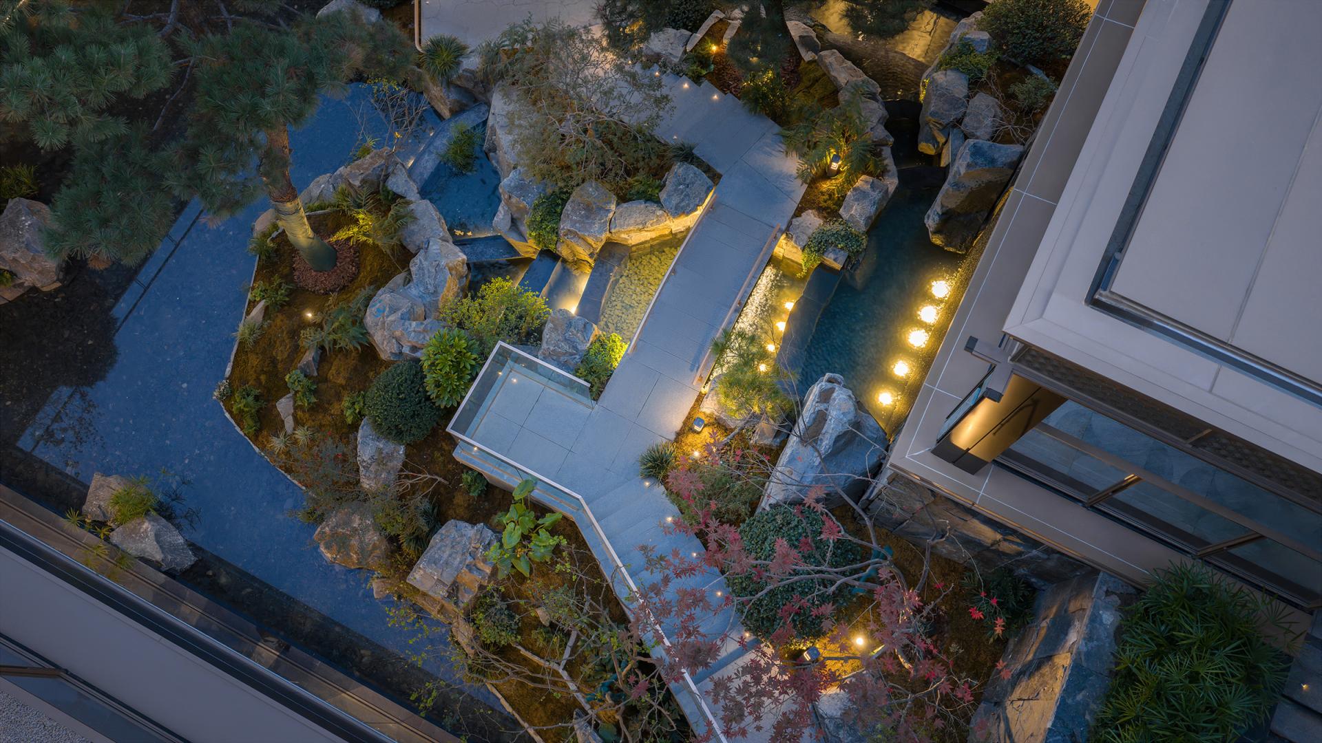 London Design Awards Winner - Landscape Design of Greentown Jiaxing Phoenix Villa