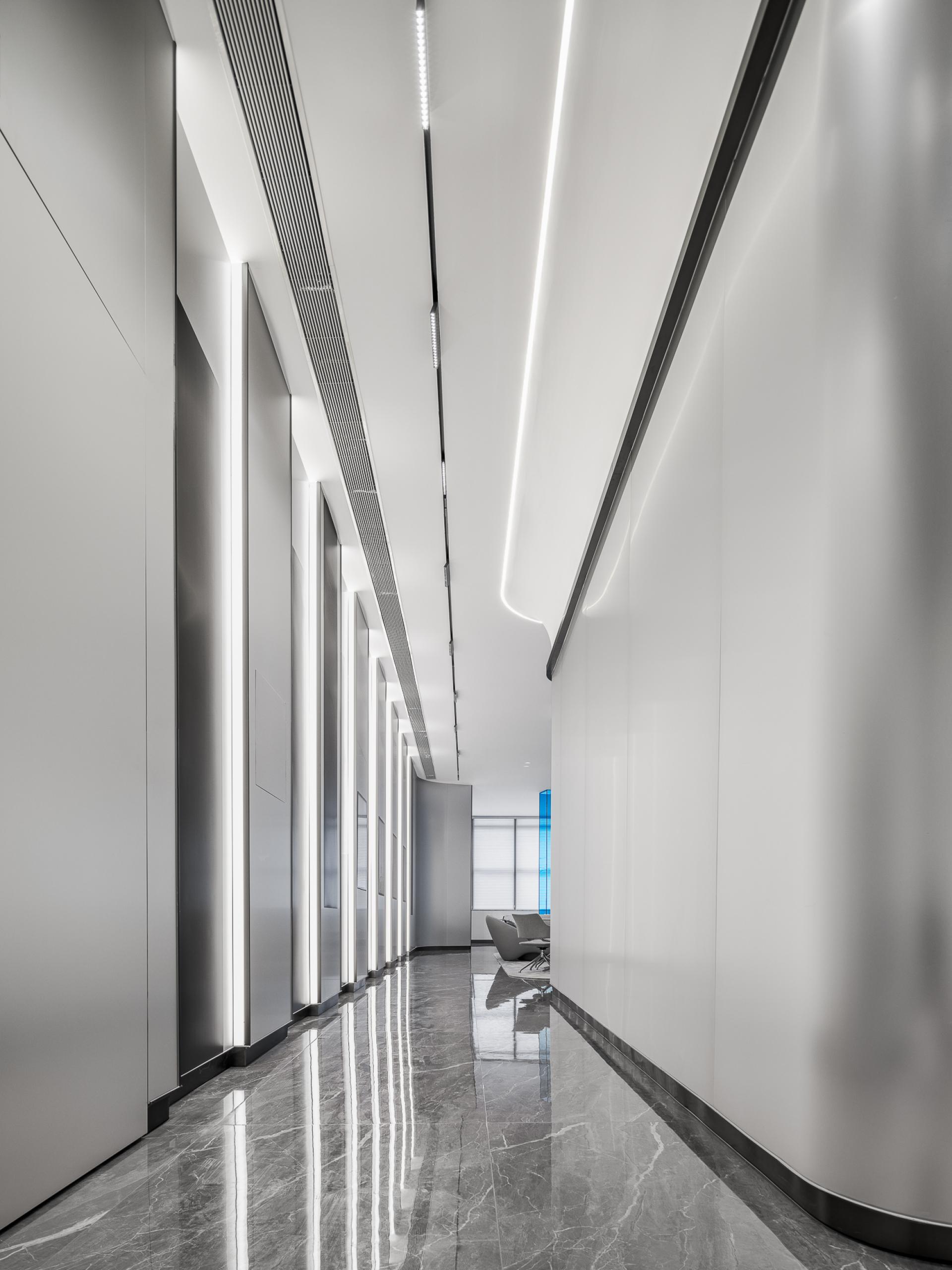 London Design Awards Winner - Huizhou Zecheng Electronic Office Lobby