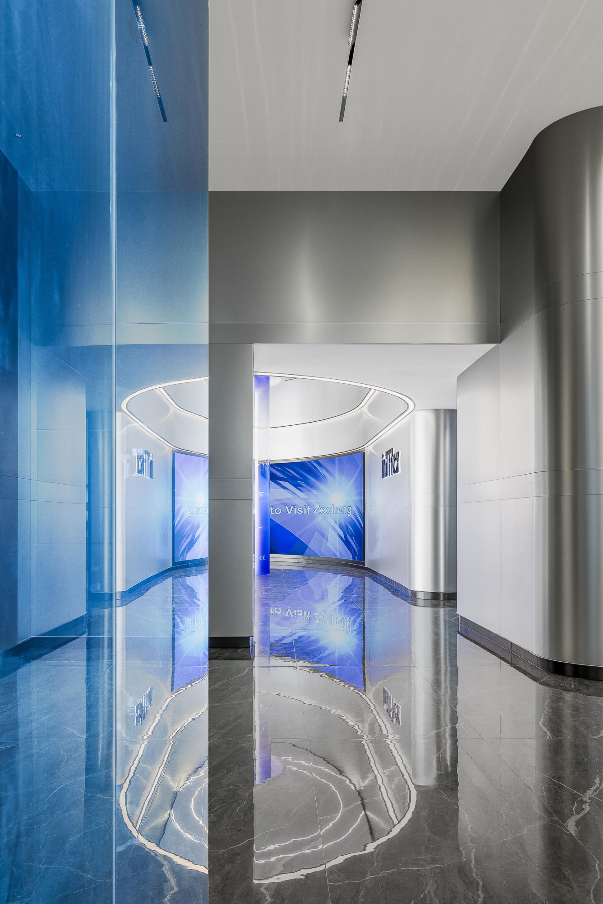 London Design Awards Winner - Huizhou Zecheng Electronic Office Lobby