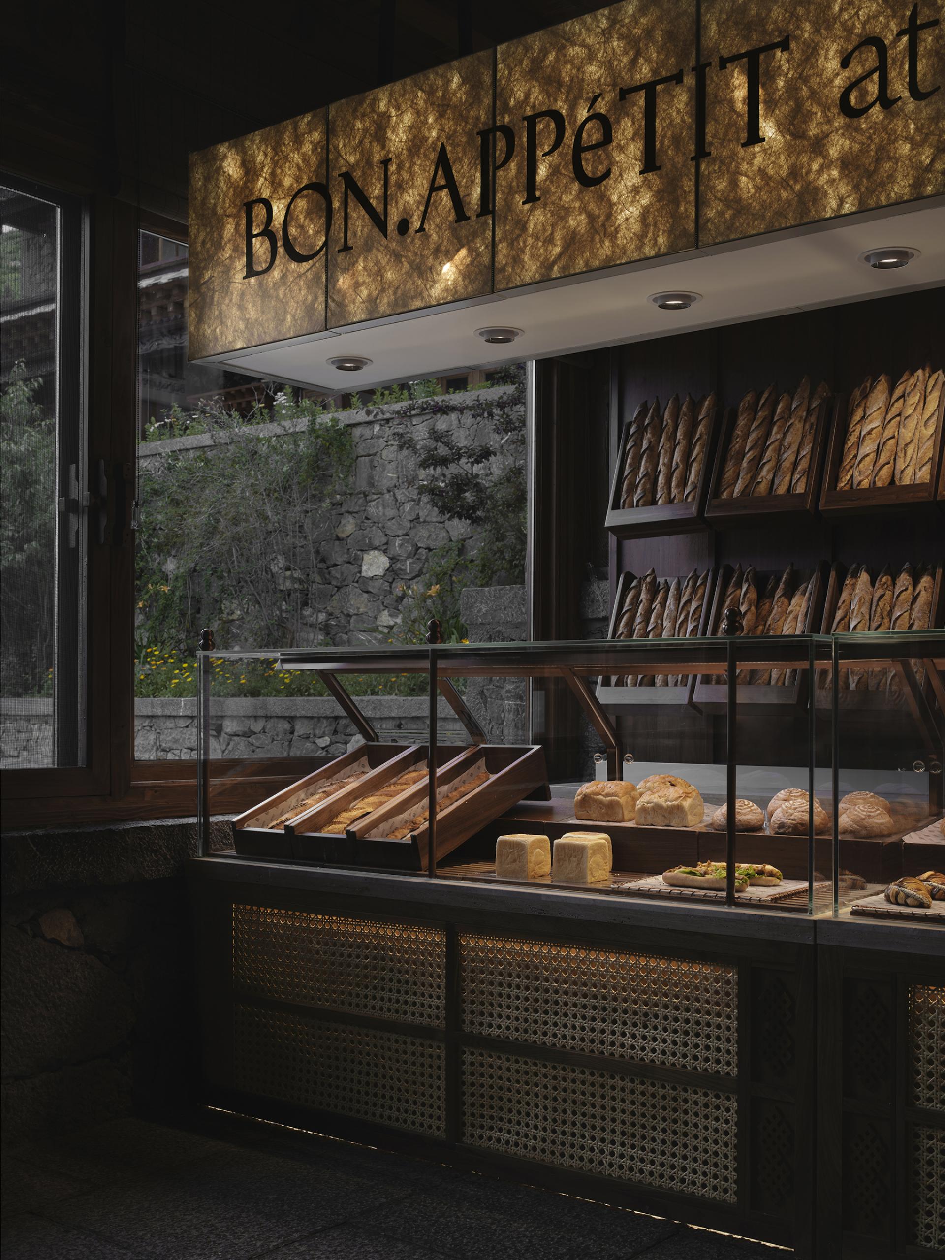 London Design Awards Winner - BON.APPéTIT at SONGTSAM