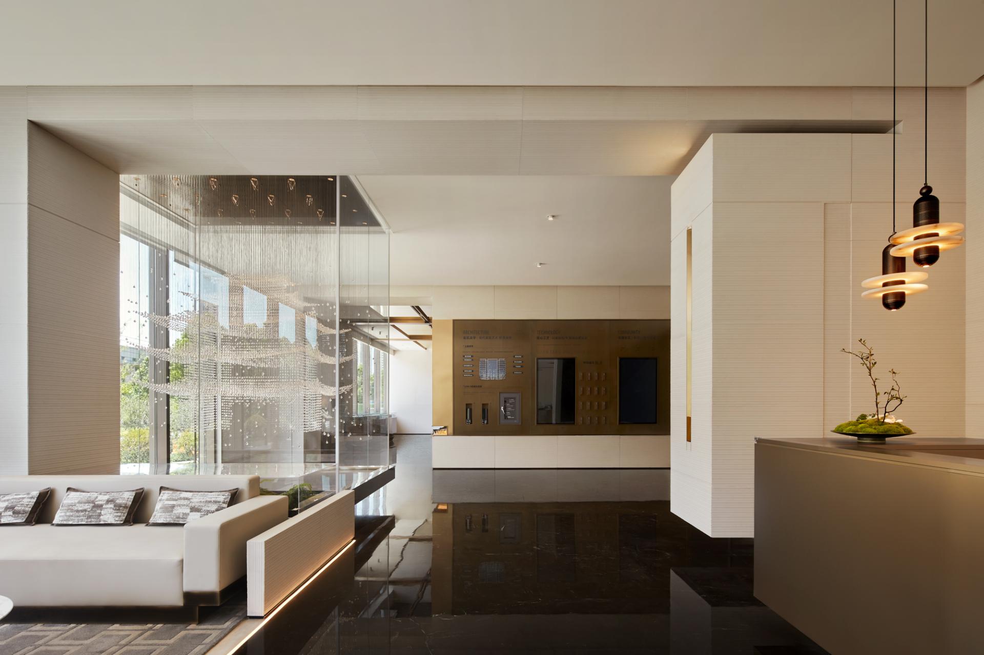 London Design Awards Winner - GUAN TANG