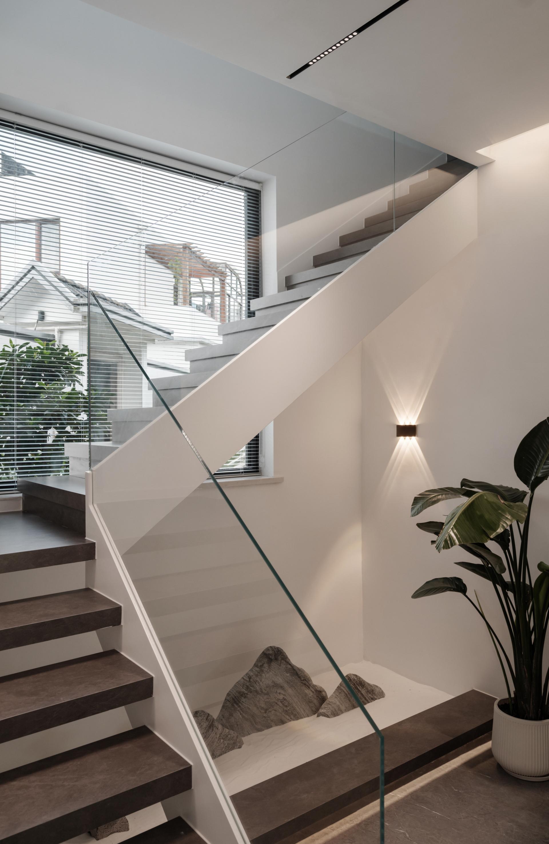 London Design Awards Winner - Suzhou Zhongtian Electromechanical Co., Ltd.