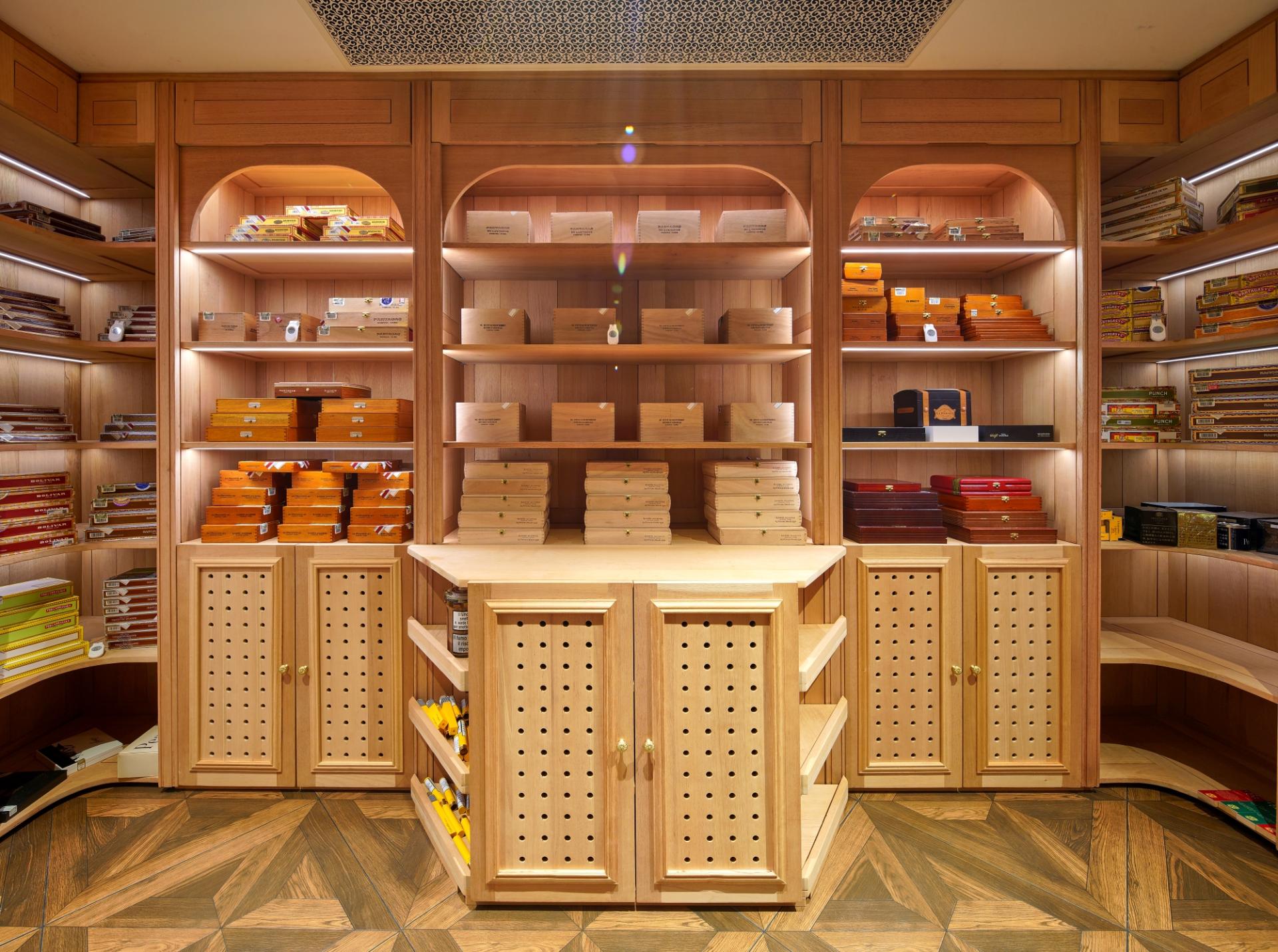 London Design Awards Winner - Manas·Private Cigar Room