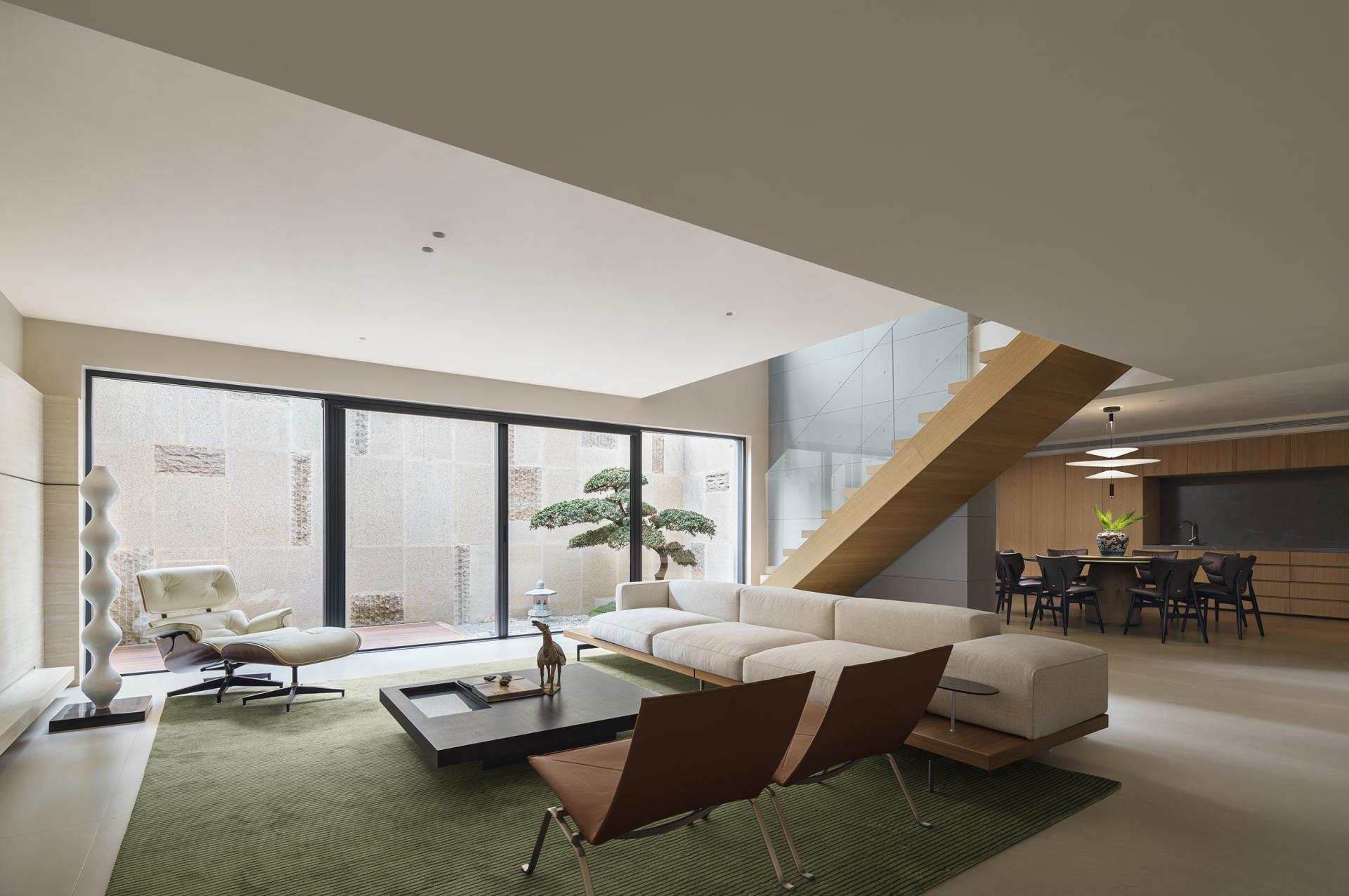 London Design Awards Winner - Natural Villa