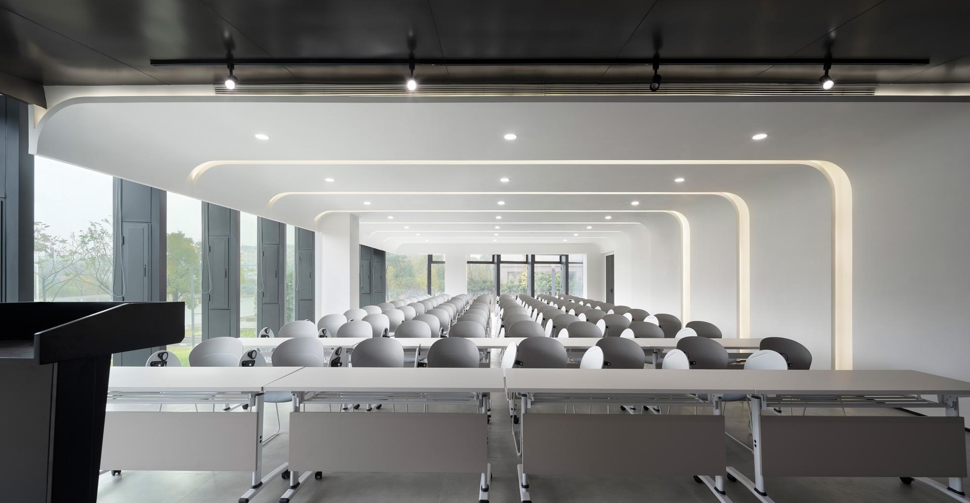 London Design Awards Winner - Yueyang Xingchang R&D Center
