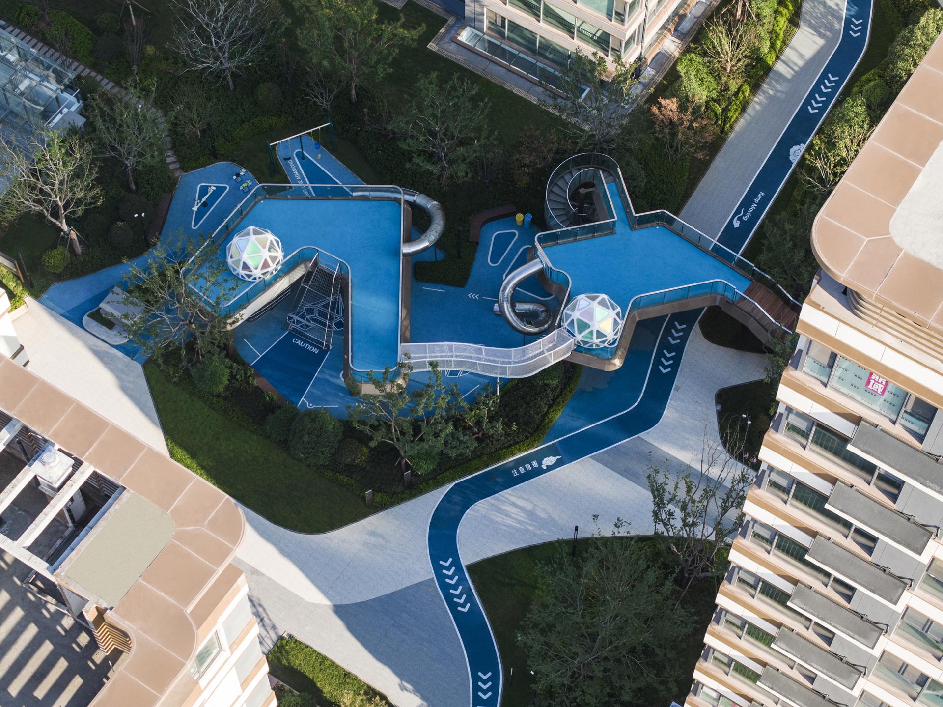 London Design Awards Winner - SPARKLING CITY