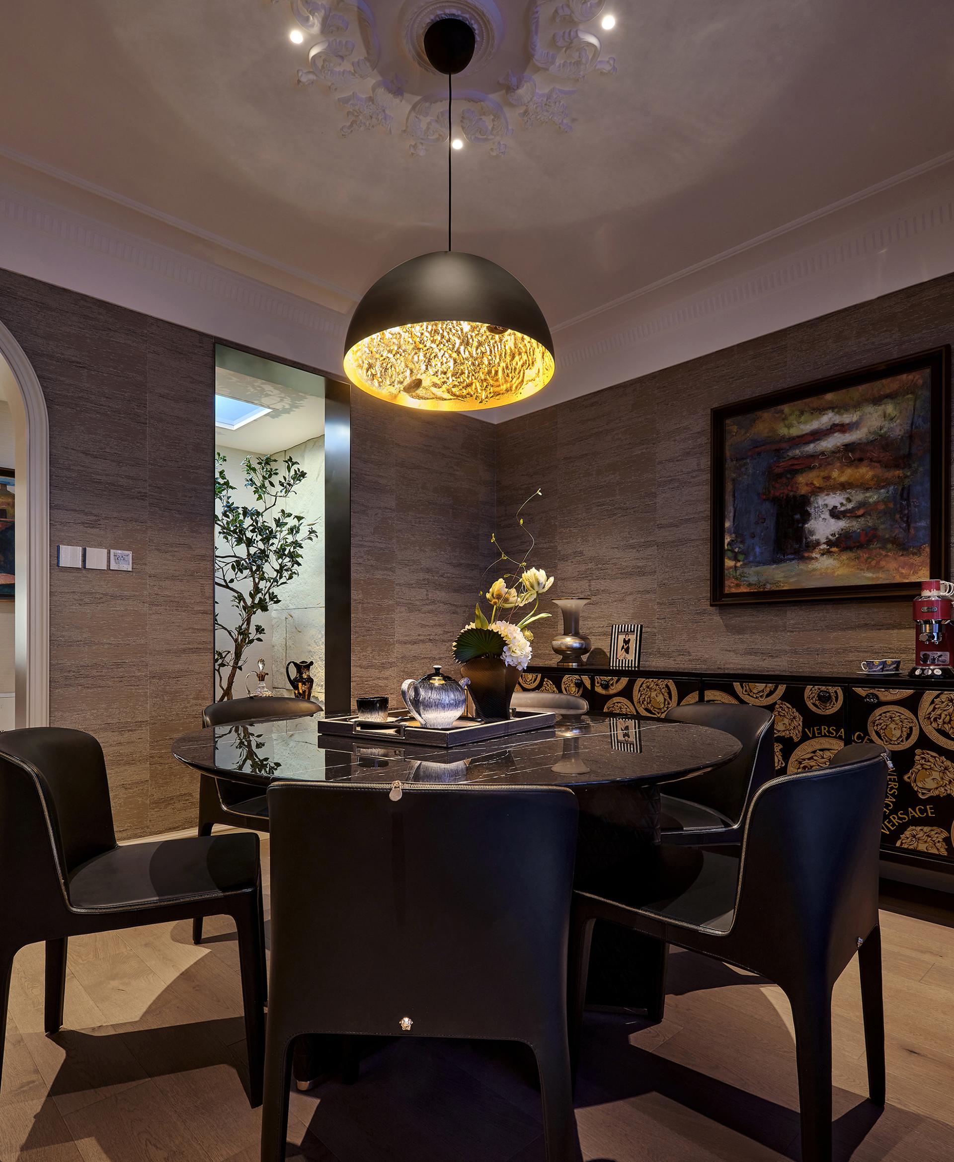 London Design Awards Winner - One Majesty